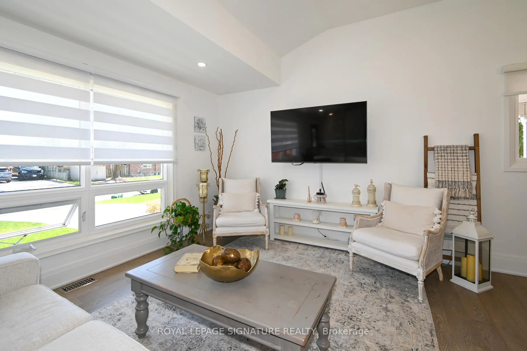 Photo 13 of 522 Rosmere Street, Oshawa, McLaughlin — HOMEH