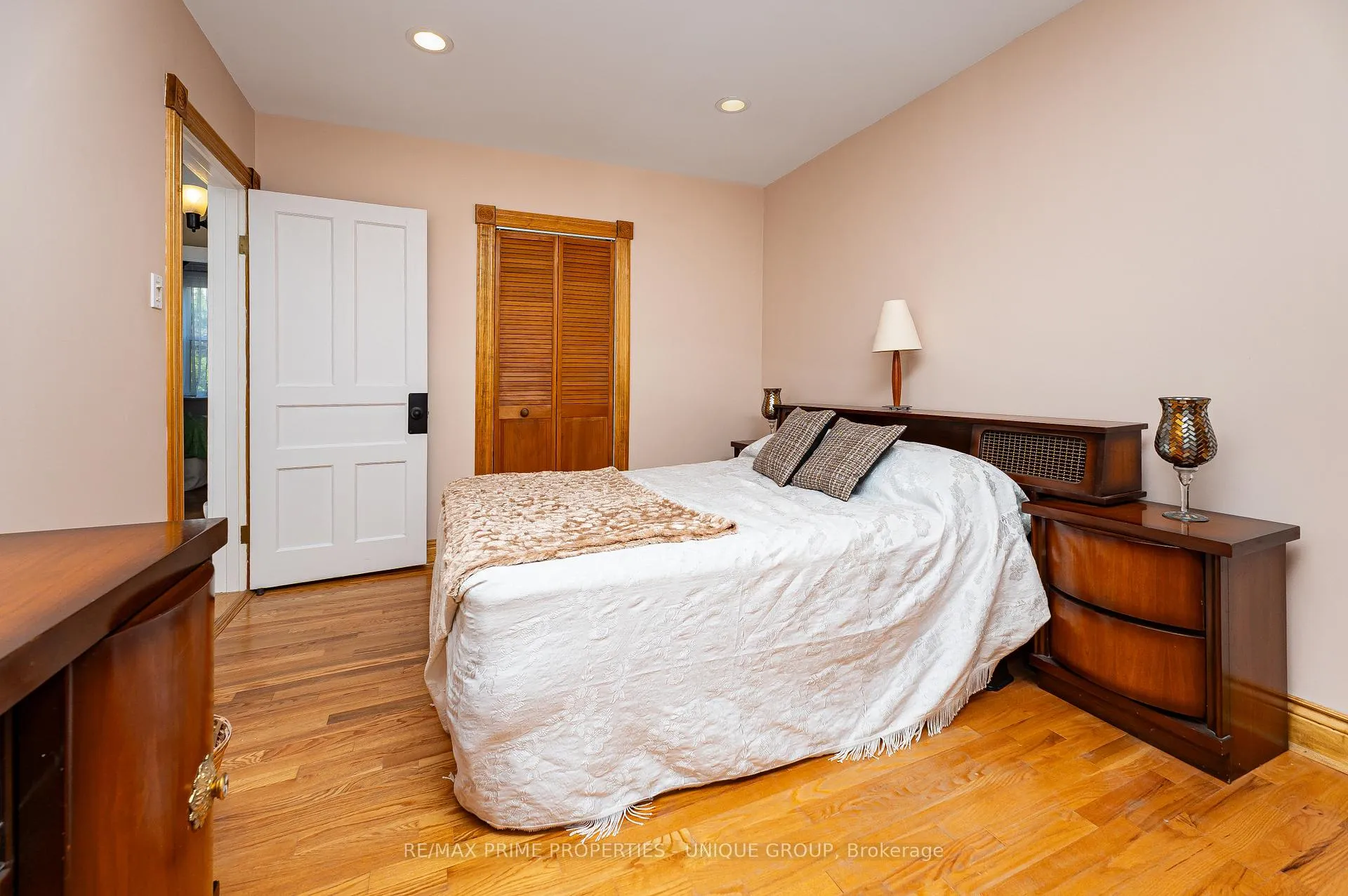 Photo 14 of 3 Sparkhall Avenue, Toronto, North Riverdale — HOMEH