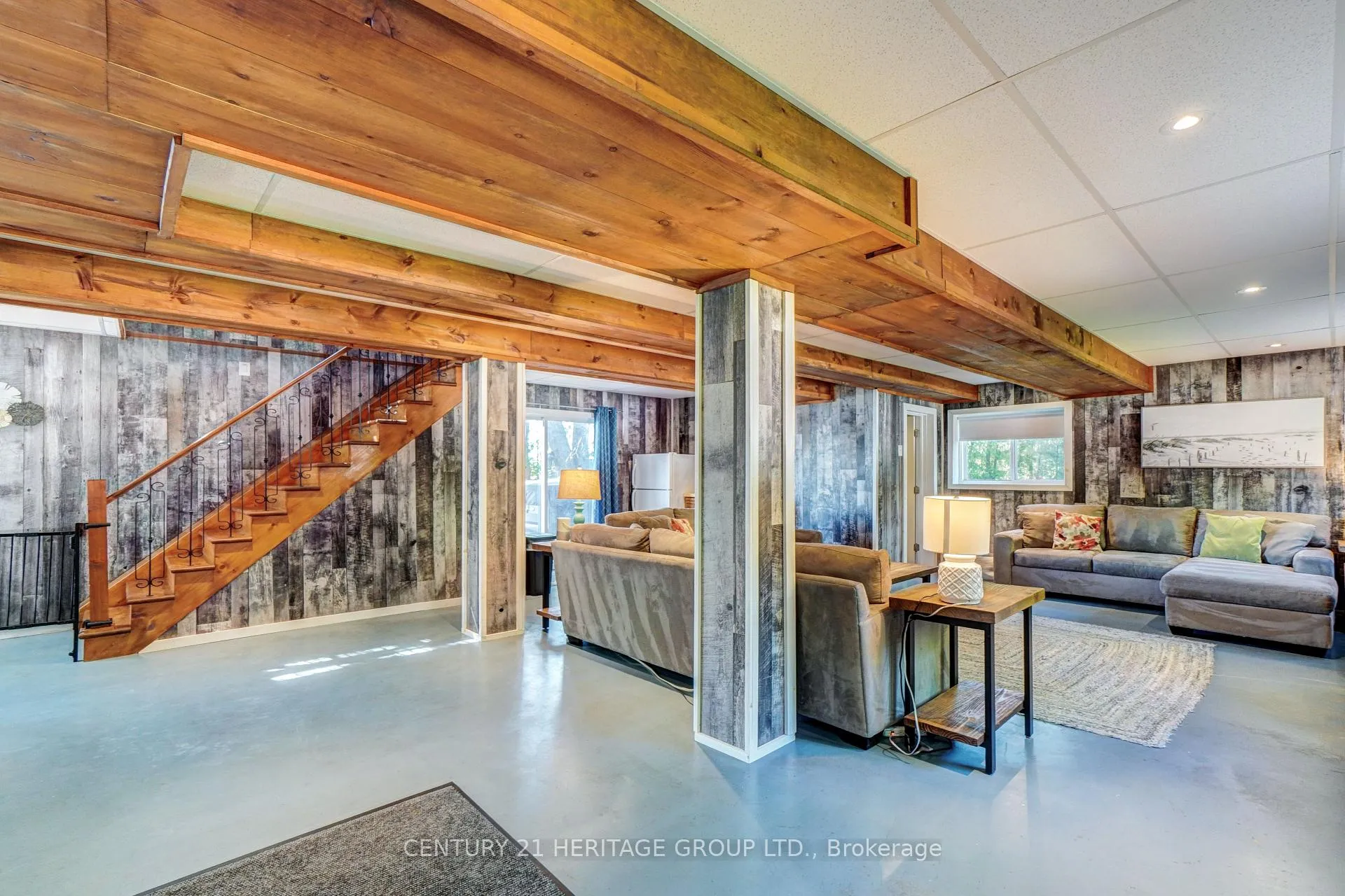 Photo 13 of 133 Oakdene Crescent, Kawartha Lakes, Mariposa — HOMEH
