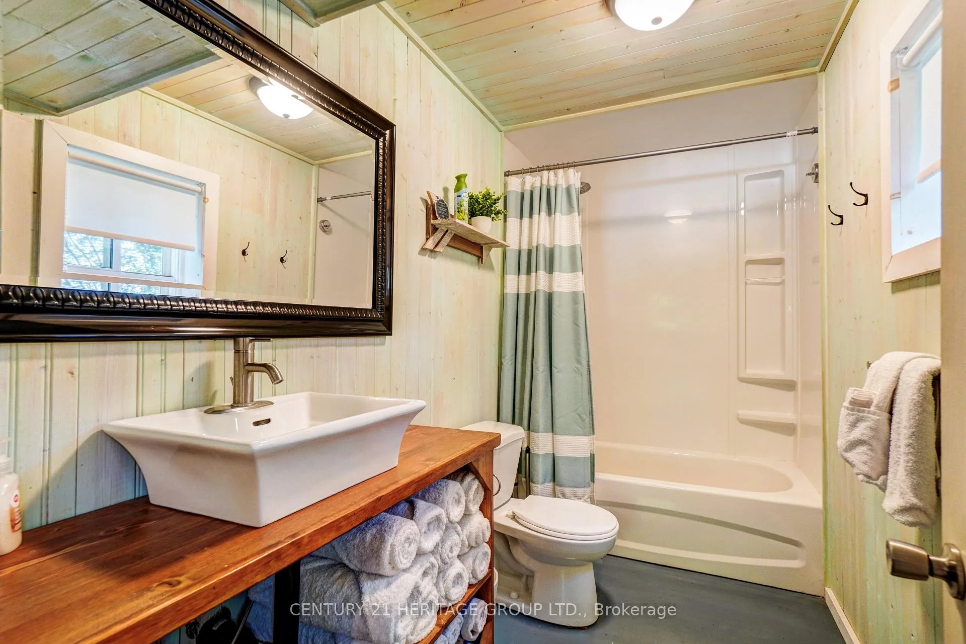 Photo 15 of 133 Oakdene Crescent, Kawartha Lakes, Mariposa — HOMEH