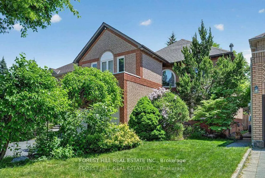 Photo 2 of 43 Rockwood Crescent, Vaughan, Beverley Glen — HOMEH
