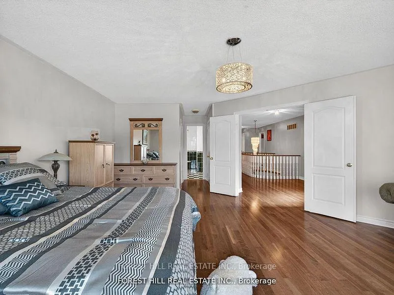 Photo 21 of 43 Rockwood Crescent, Vaughan, Beverley Glen — HOMEH