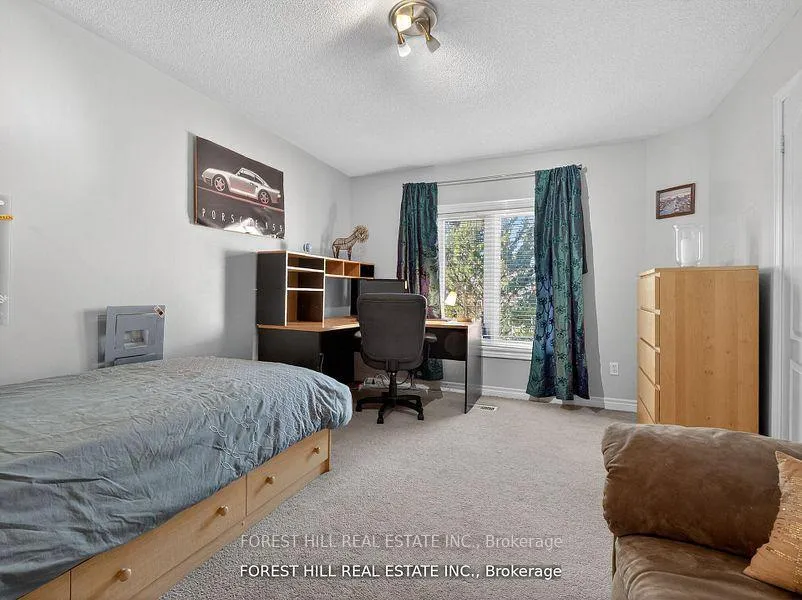 Photo 28 of 43 Rockwood Crescent, Vaughan, Beverley Glen — HOMEH