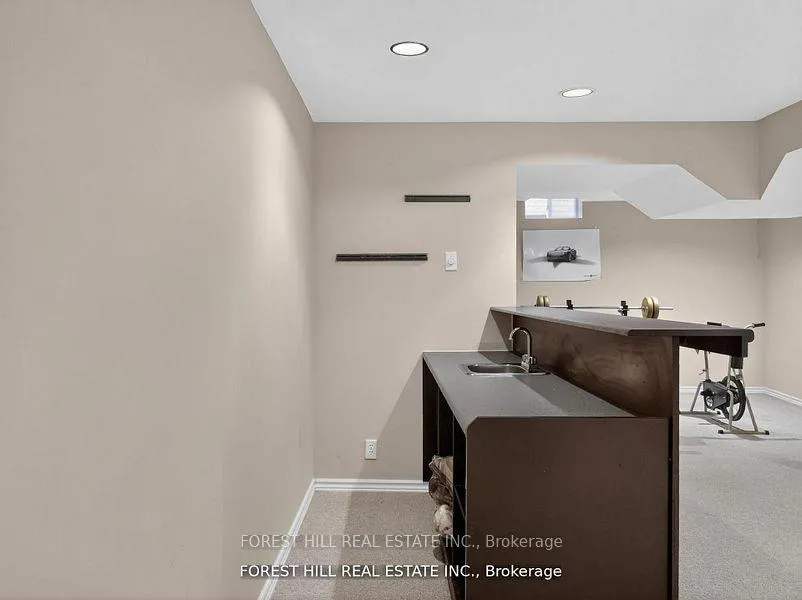 Photo 34 of 43 Rockwood Crescent, Vaughan, Beverley Glen — HOMEH
