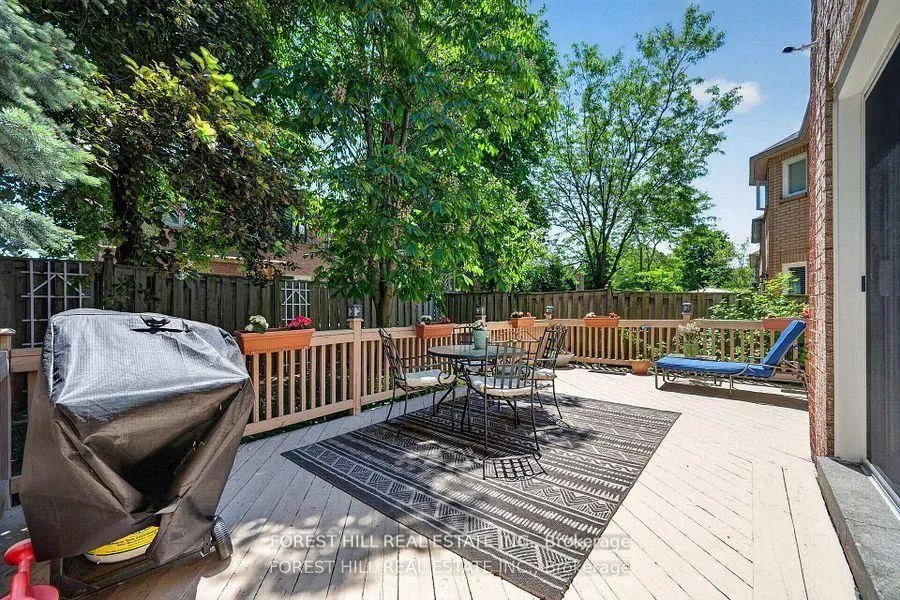 Photo 38 of 43 Rockwood Crescent, Vaughan, Beverley Glen — HOMEH