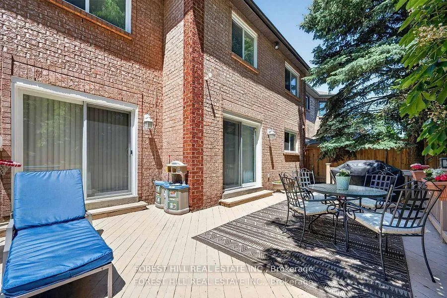 Photo 39 of 43 Rockwood Crescent, Vaughan, Beverley Glen — HOMEH