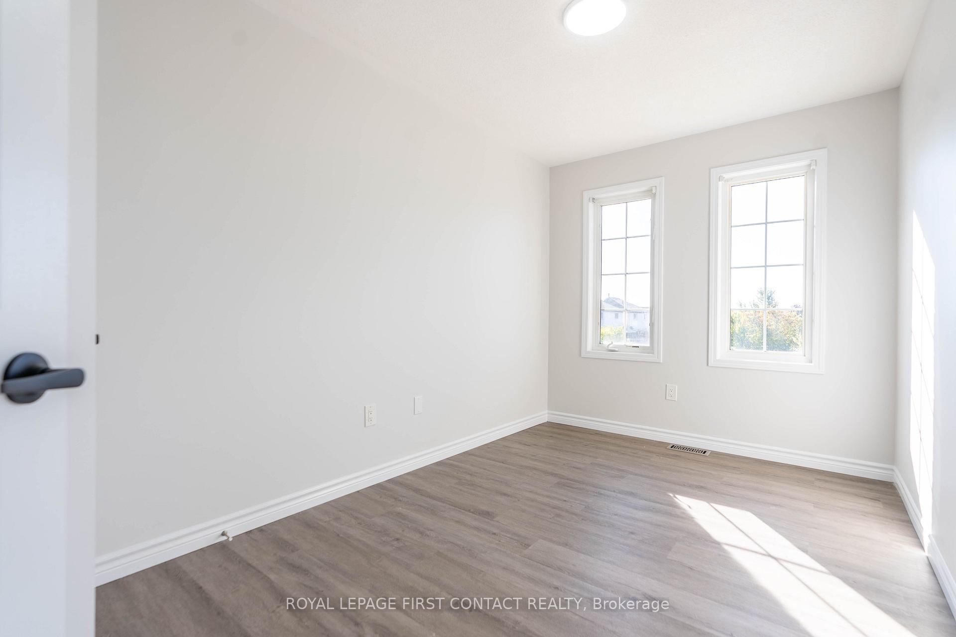 Photo 13 of 36 Villers Street, Barrie, Edgehill Drive — HOMEH