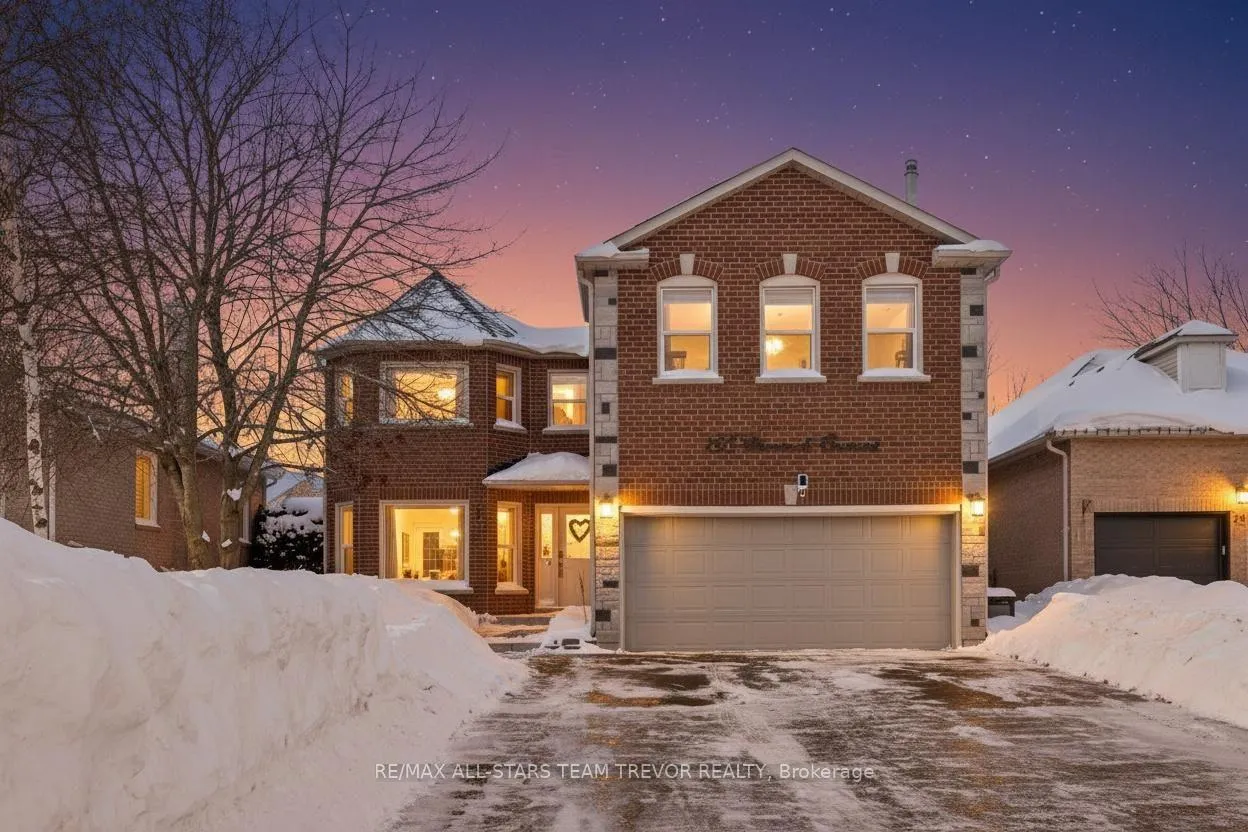 Front of 22 Chartwell Crescent