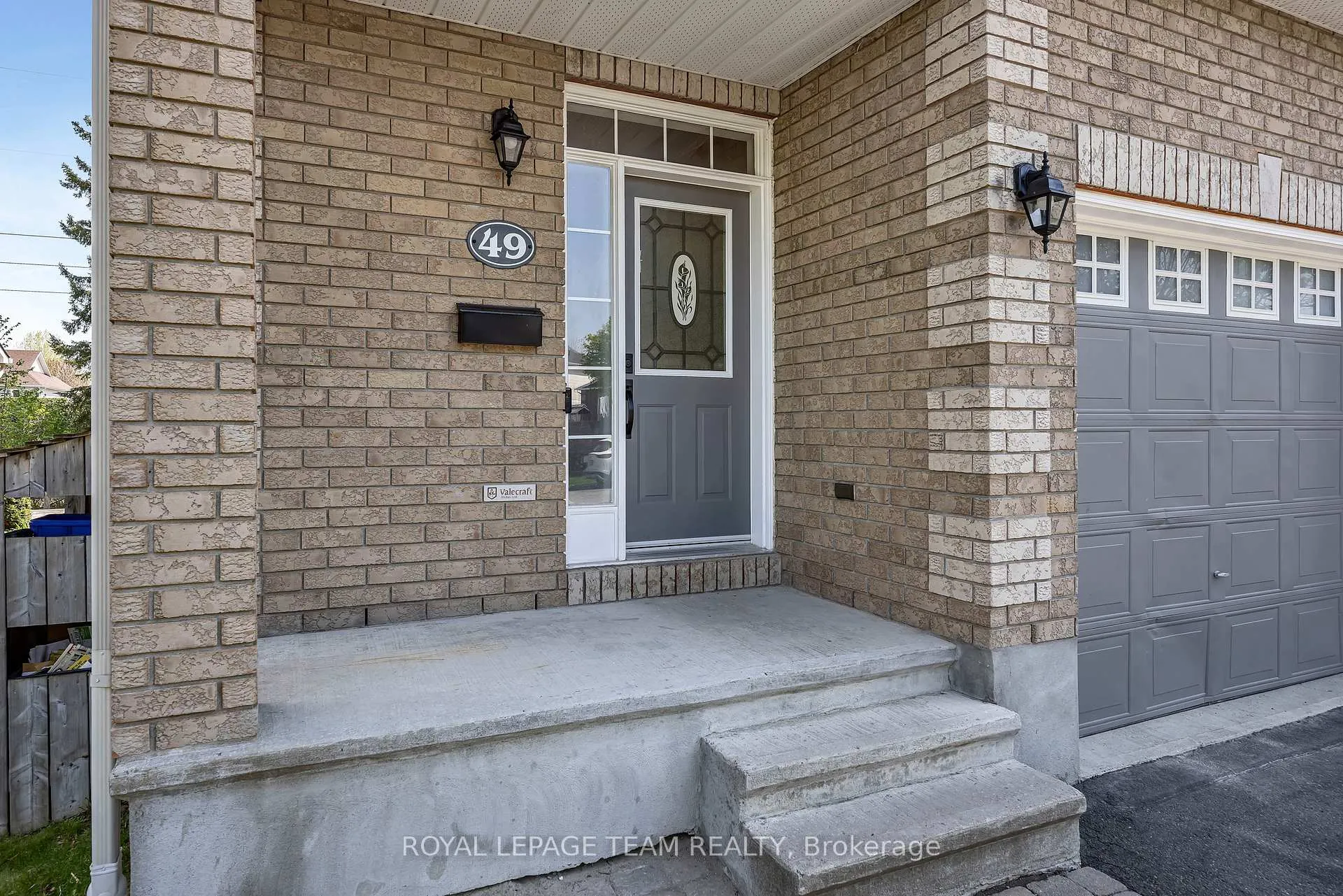 Photo 4 of 49 Chantilly Gate, Ottawa, Stittsville (North) — HOMEH