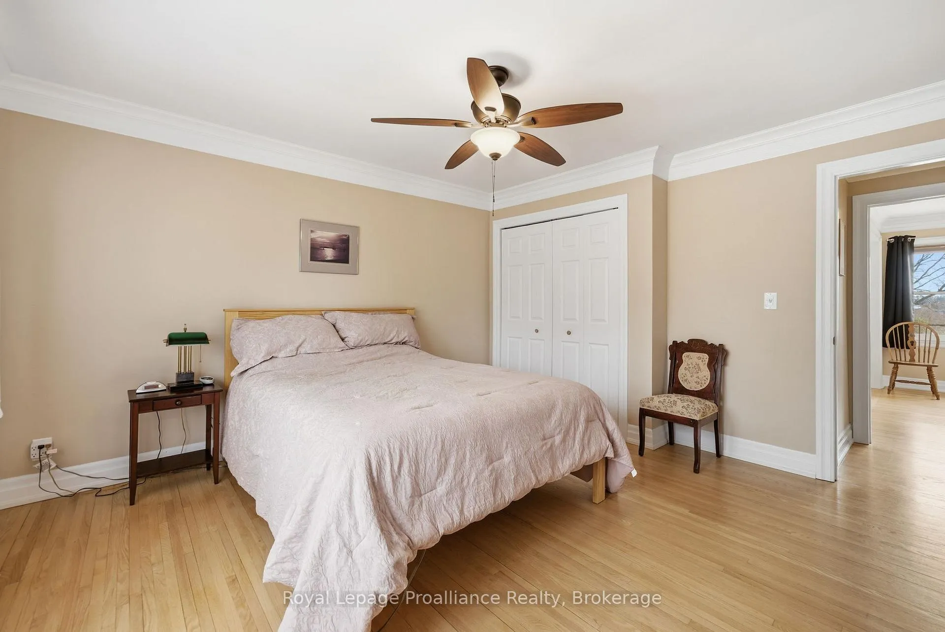 Photo 11 of 1072 Ontario Street, Cobourg — HOMEH