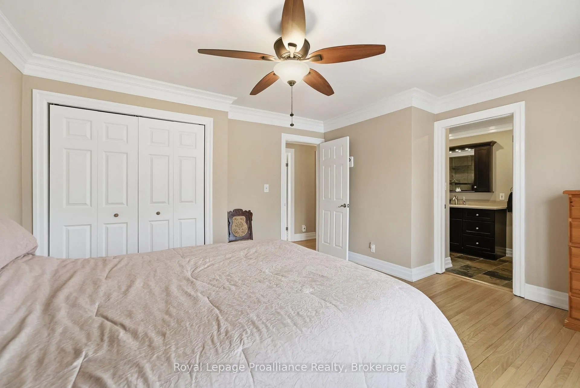 Photo 12 of 1072 Ontario Street, Cobourg — HOMEH