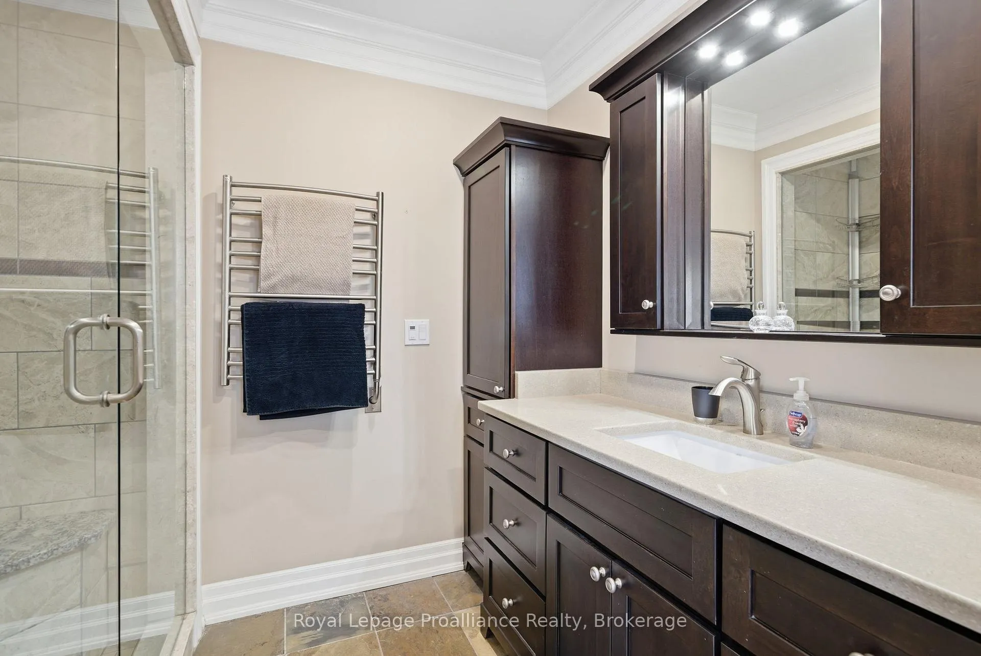 Photo 13 of 1072 Ontario Street, Cobourg — HOMEH
