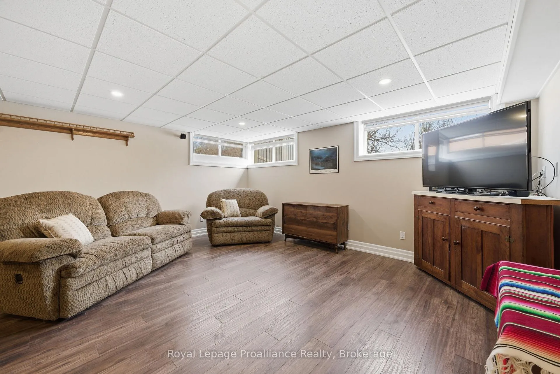 Photo 17 of 1072 Ontario Street, Cobourg — HOMEH