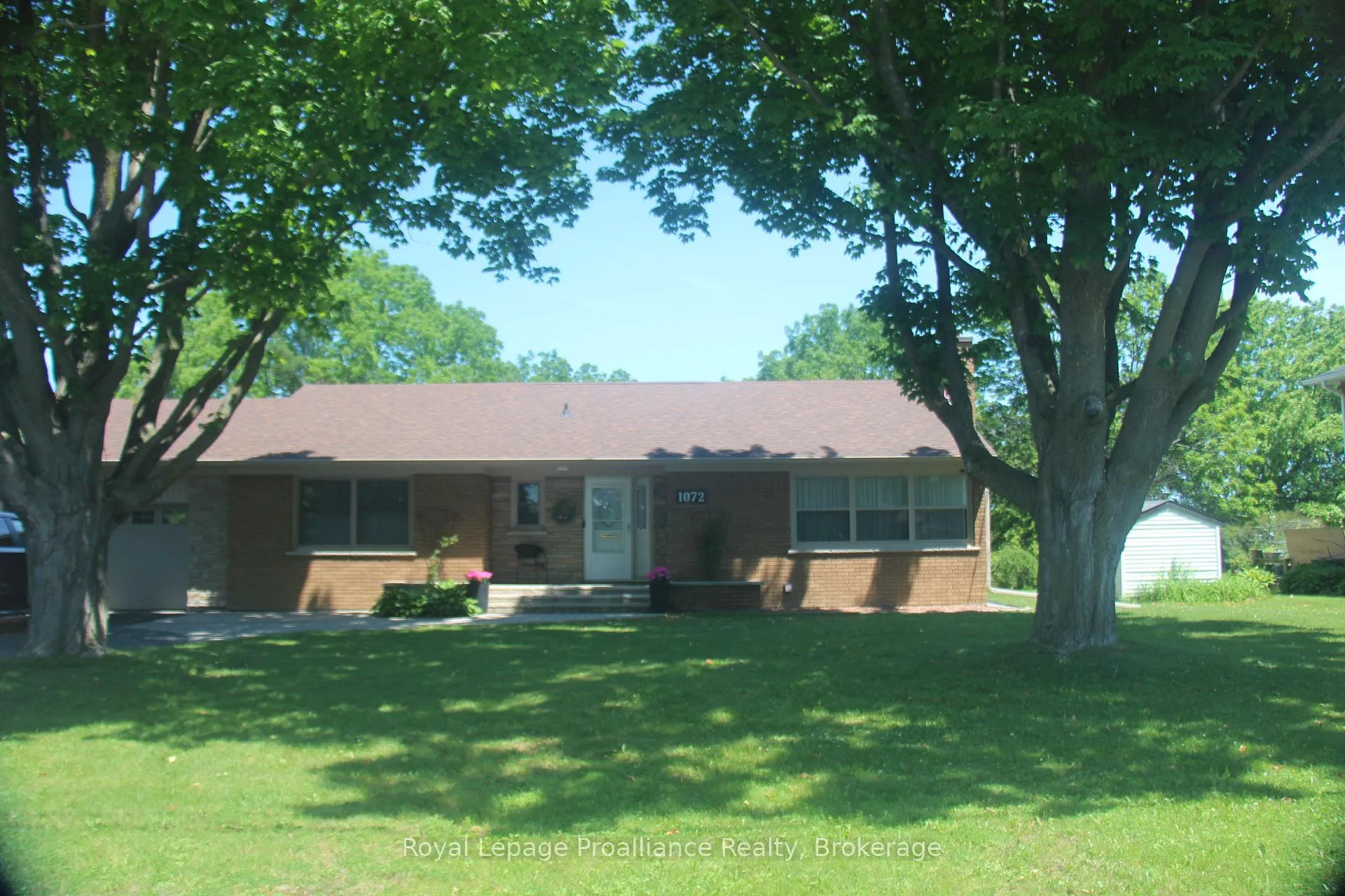 Photo 1 of 1072 Ontario Street, Cobourg — HOMEH