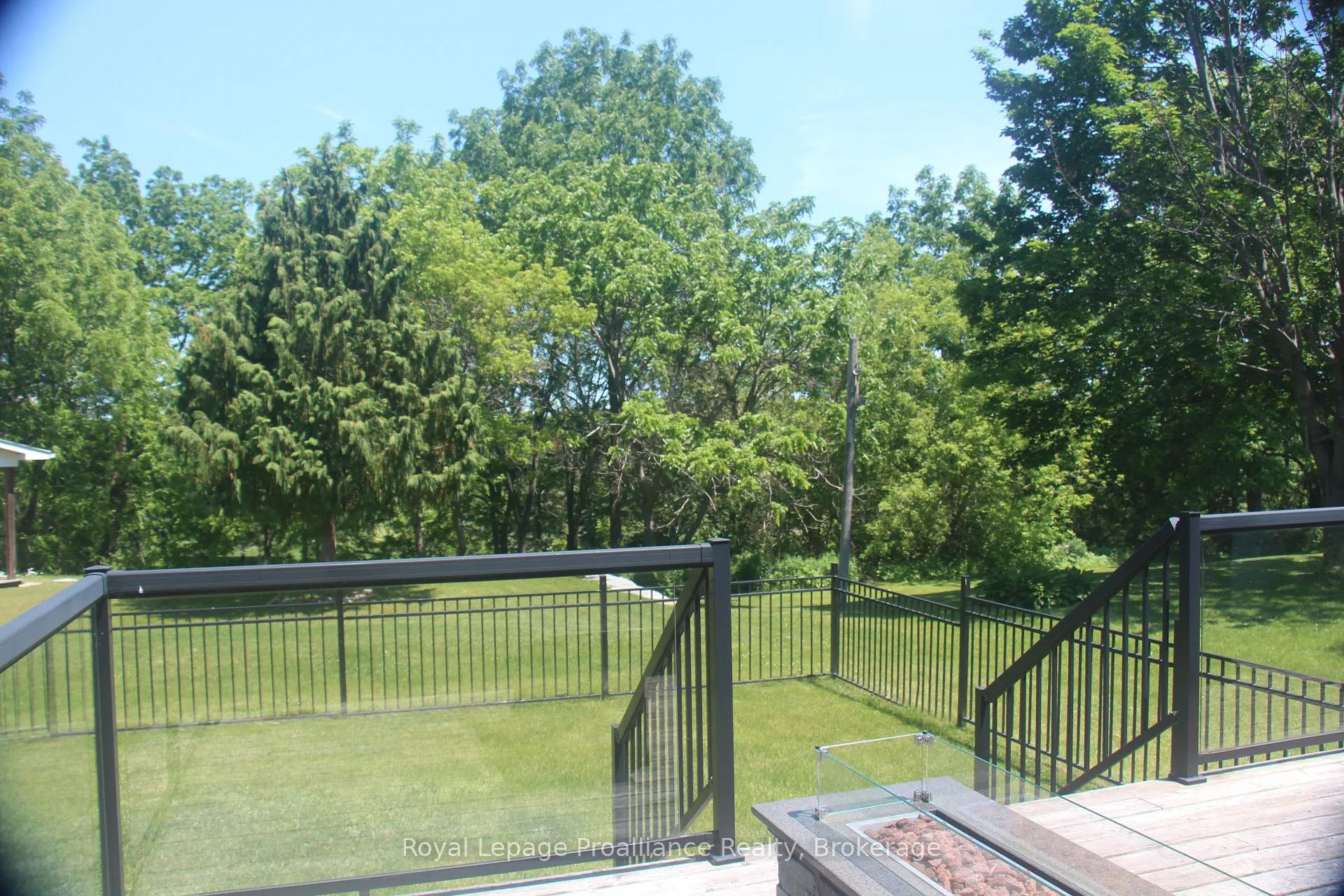 Photo 37 of 1072 Ontario Street, Cobourg — HOMEH