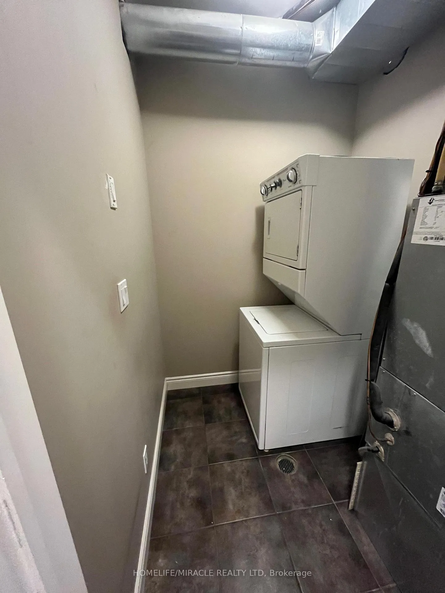 Photo 7 of 86A Morgan Avenue, Kitchener — HOMEH