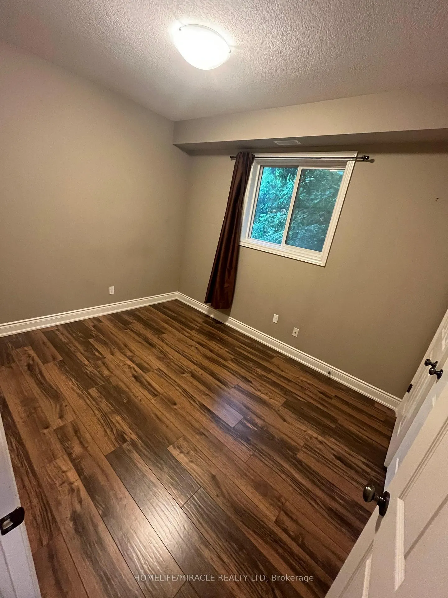 Photo 9 of 86A Morgan Avenue, Kitchener — HOMEH