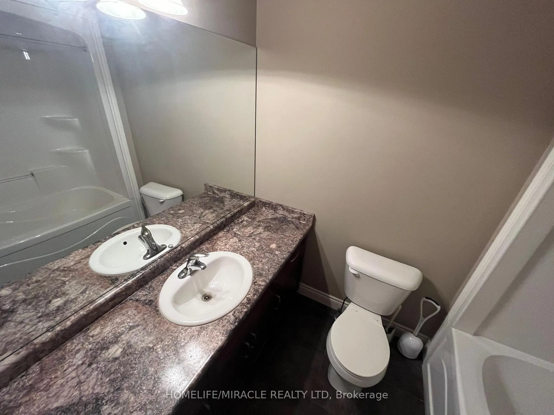 Photo 15 of 86A Morgan Avenue, Kitchener — HOMEH