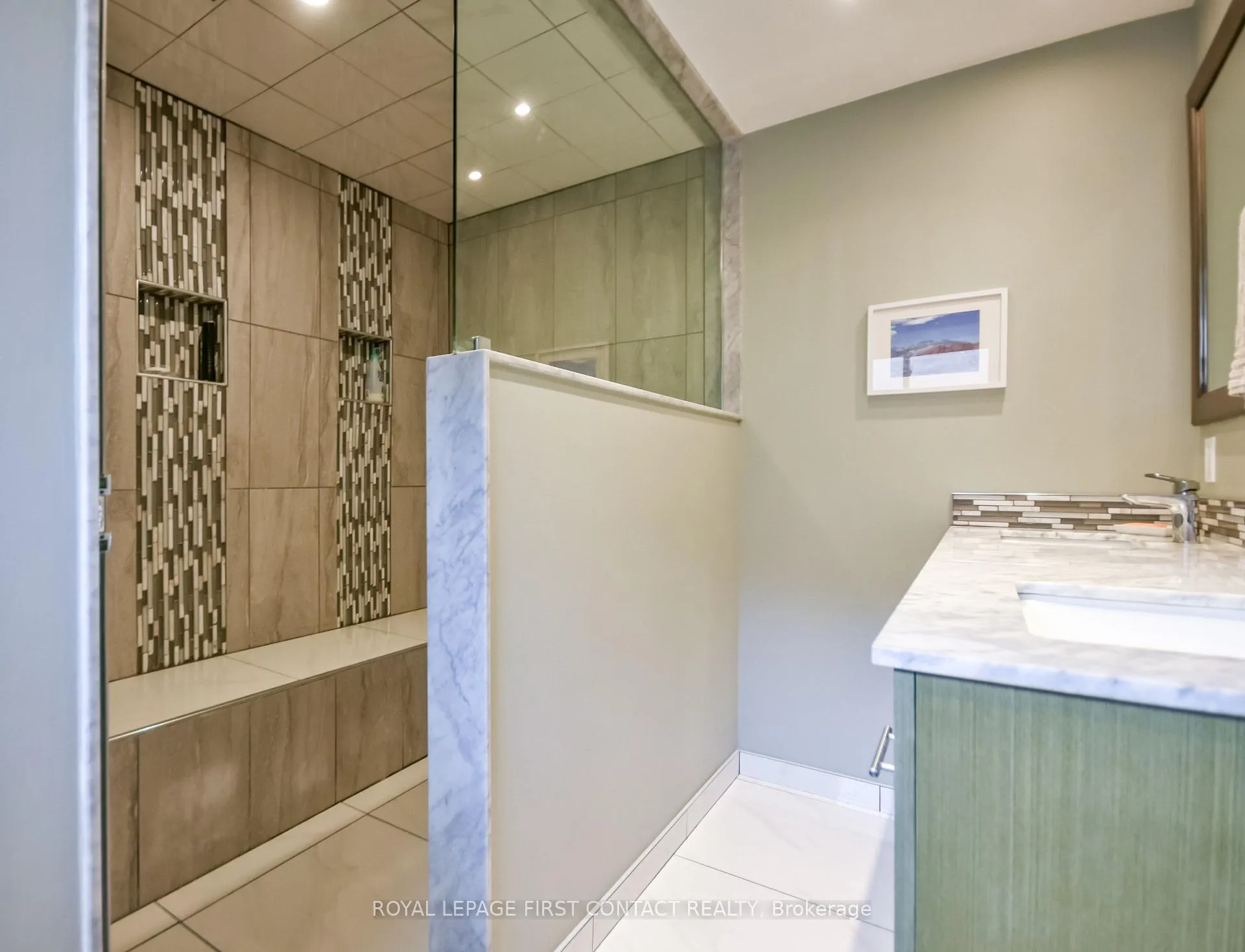 Photo 17 of 6 Nicklaus Drive, Barrie, East Bayfield — HOMEH