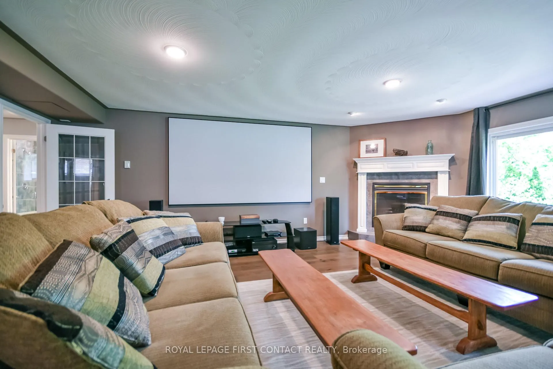 Photo 25 of 6 Nicklaus Drive, Barrie, East Bayfield — HOMEH