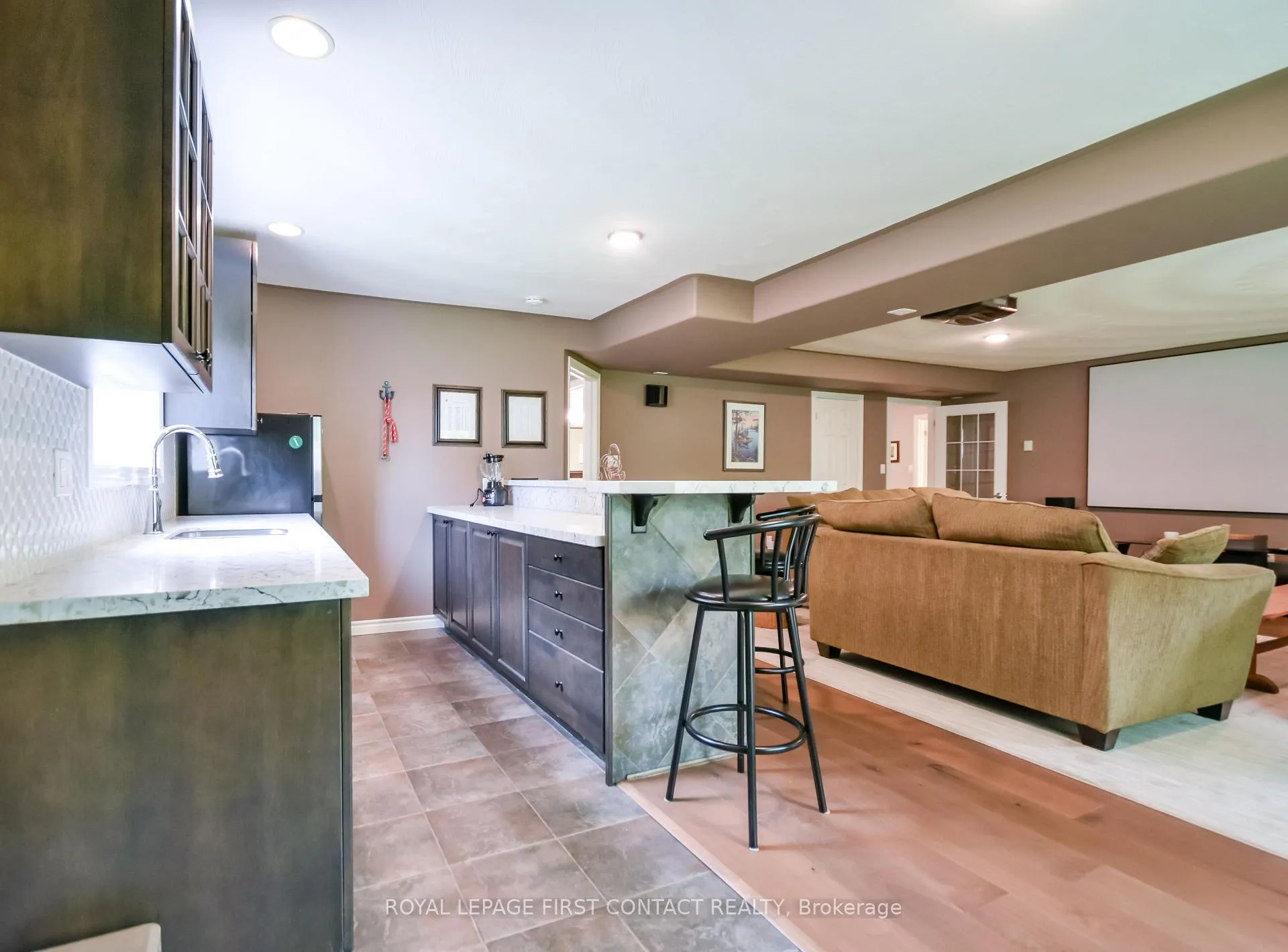 Photo 28 of 6 Nicklaus Drive, Barrie, East Bayfield — HOMEH