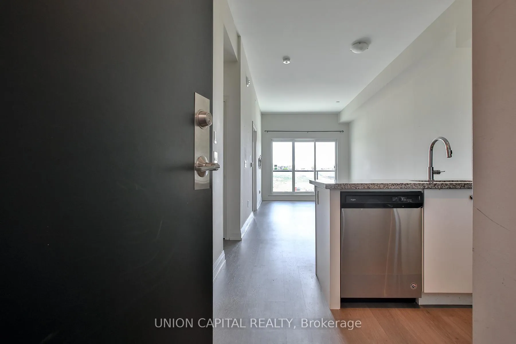 Photo 1 of Unit 437, 555 William Graham Drive, Aurora, Rural Aurora — HOMEH