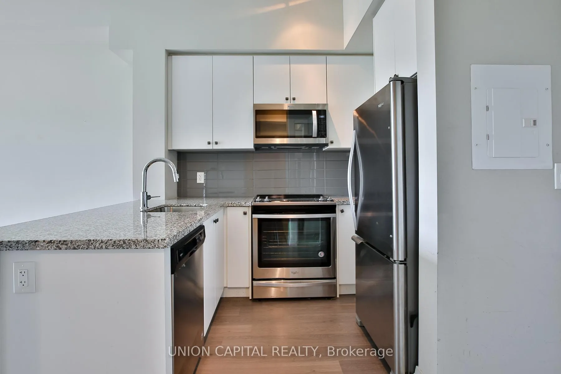 Photo 2 of Unit 437, 555 William Graham Drive, Aurora, Rural Aurora — HOMEH