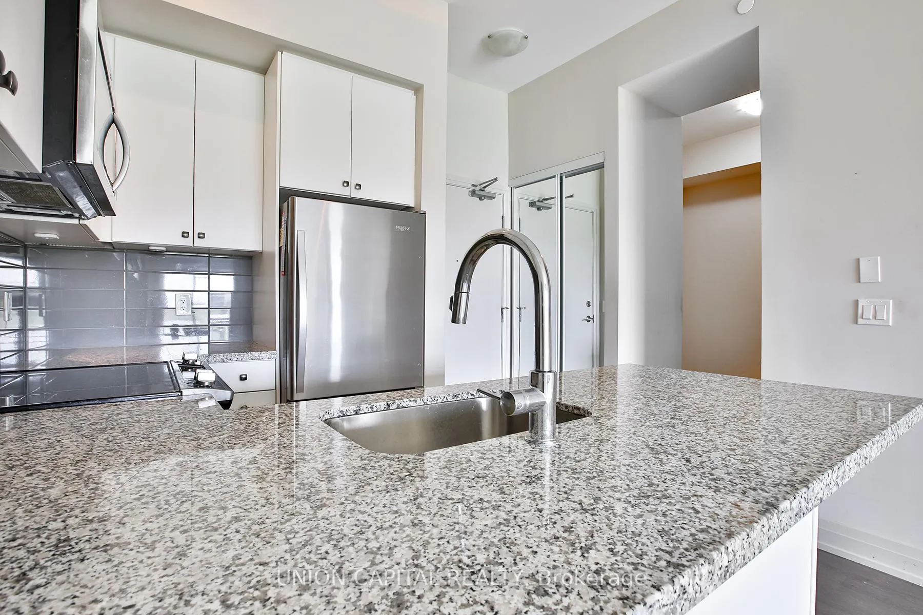 Photo 6 of Unit 437, 555 William Graham Drive, Aurora, Rural Aurora — HOMEH