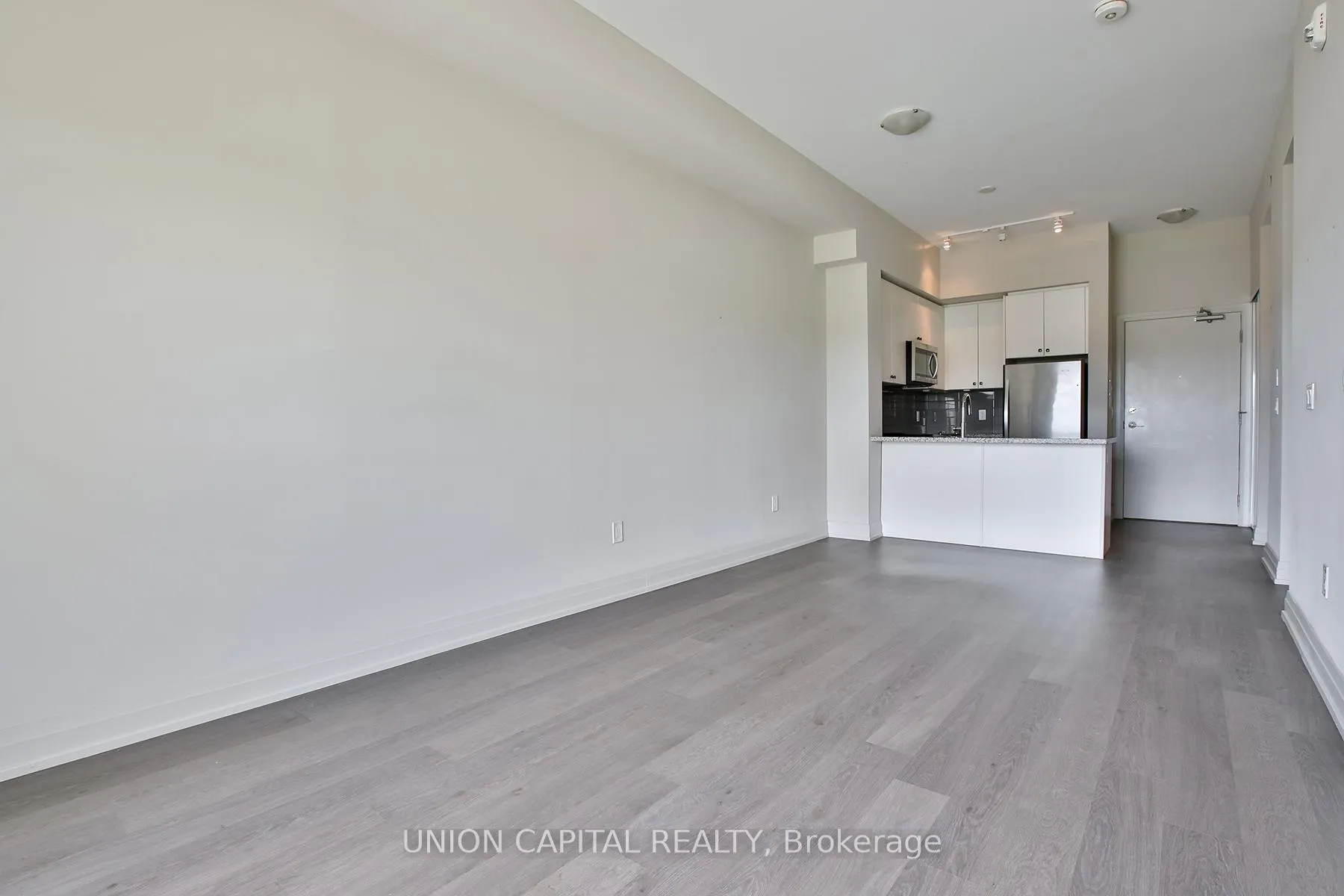 Photo 8 of Unit 437, 555 William Graham Drive, Aurora, Rural Aurora — HOMEH