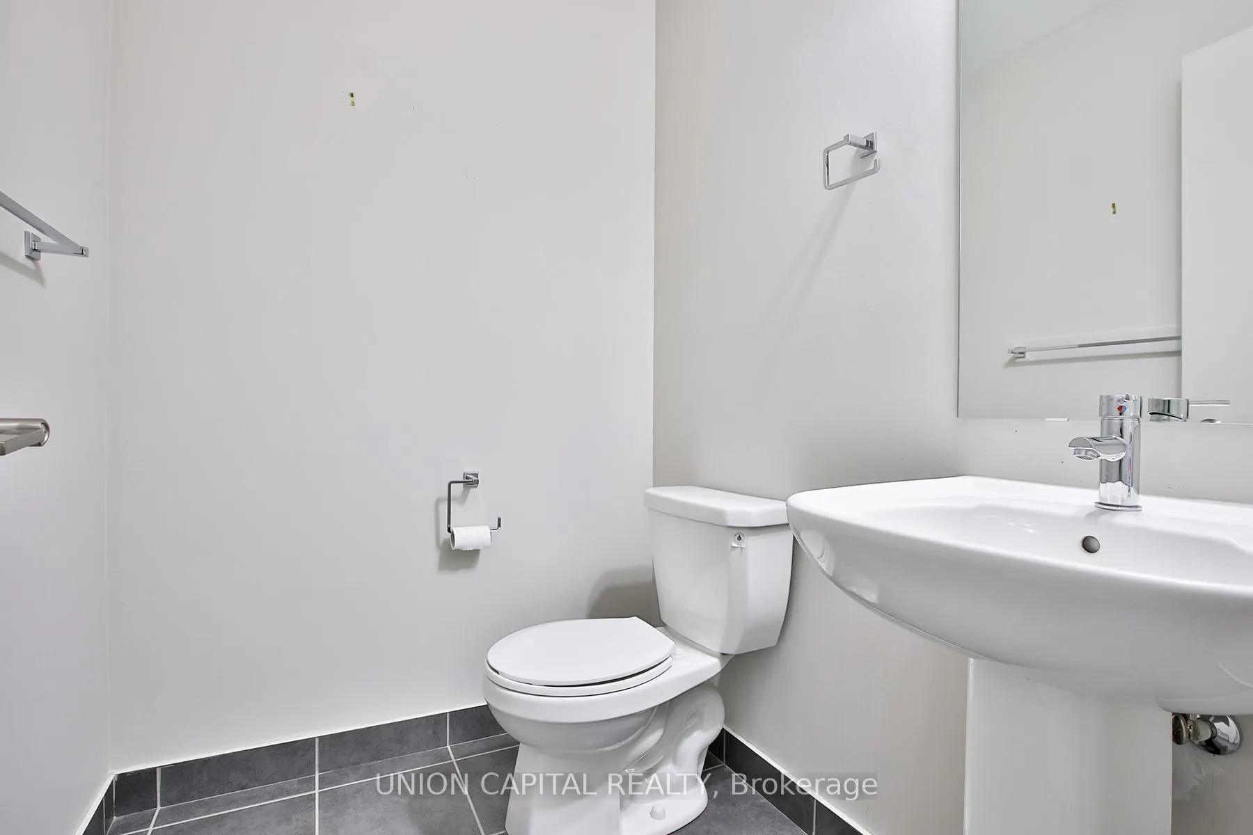 Photo 23 of Unit 437, 555 William Graham Drive, Aurora, Rural Aurora — HOMEH