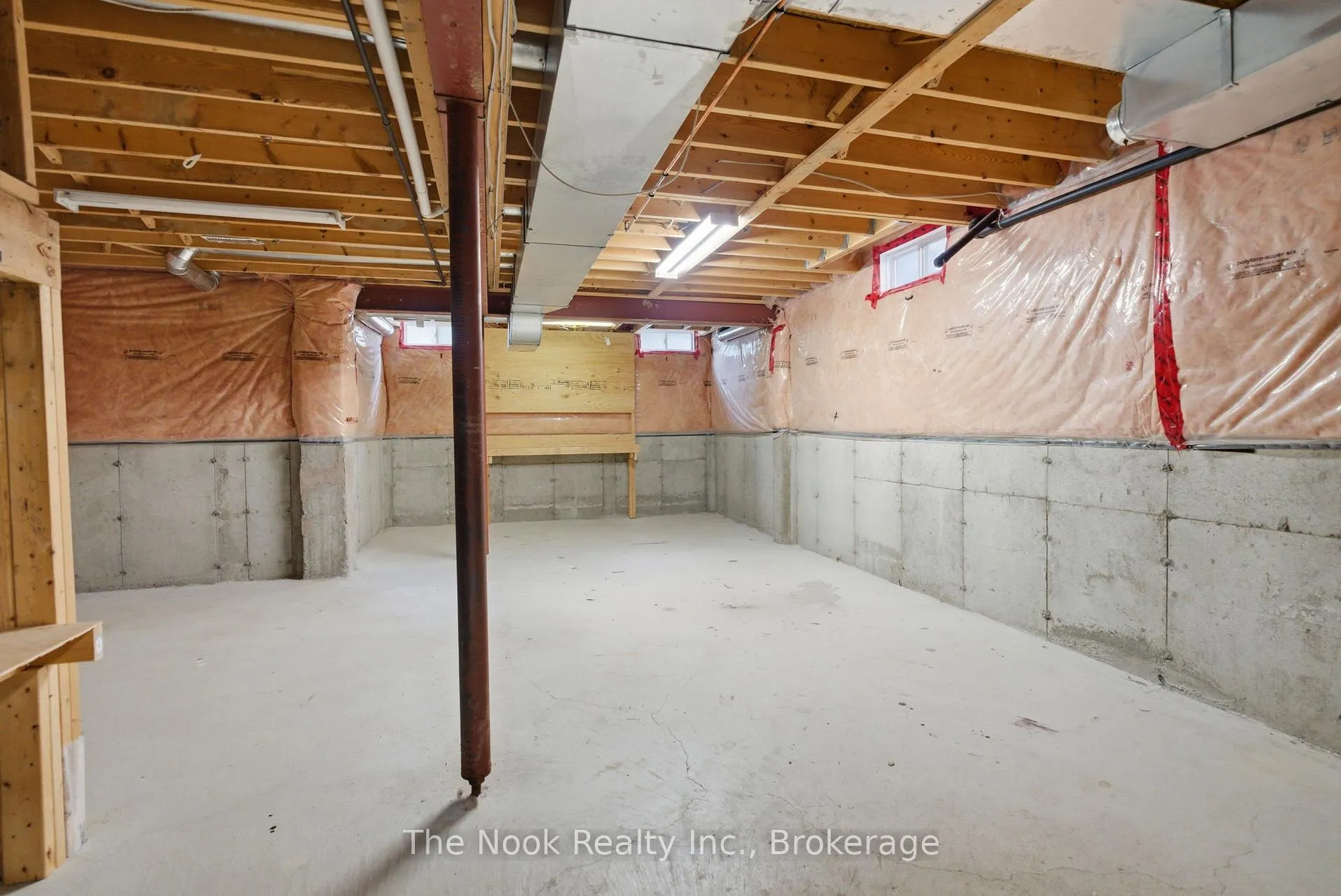 Photo 38 of 95 Ipswich Place, Whitby, Brooklin — HOMEH