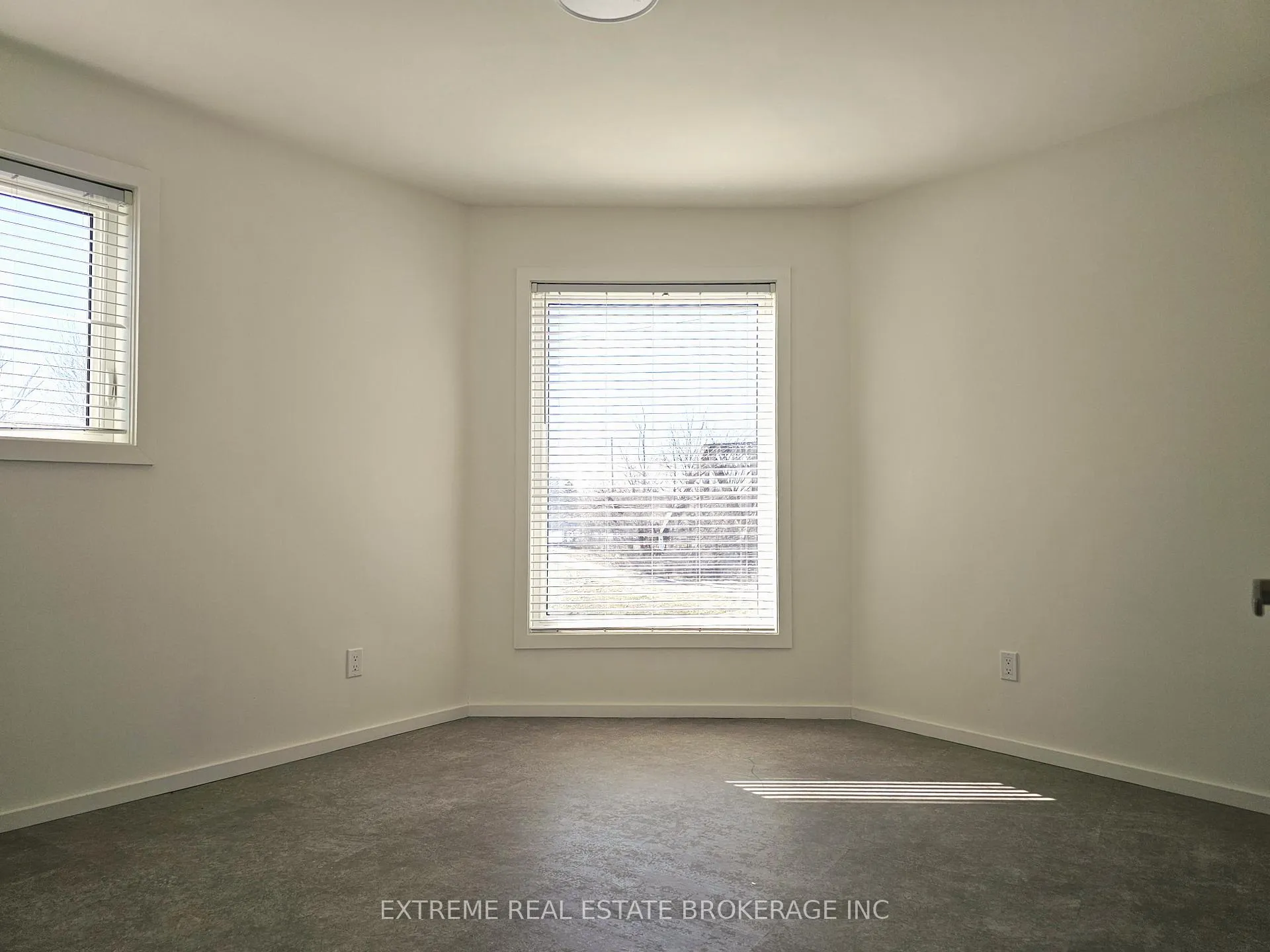 Photo 11 of Unit 3, 89 Sixth Street, Welland, Lincoln/Crowland — HOMEH