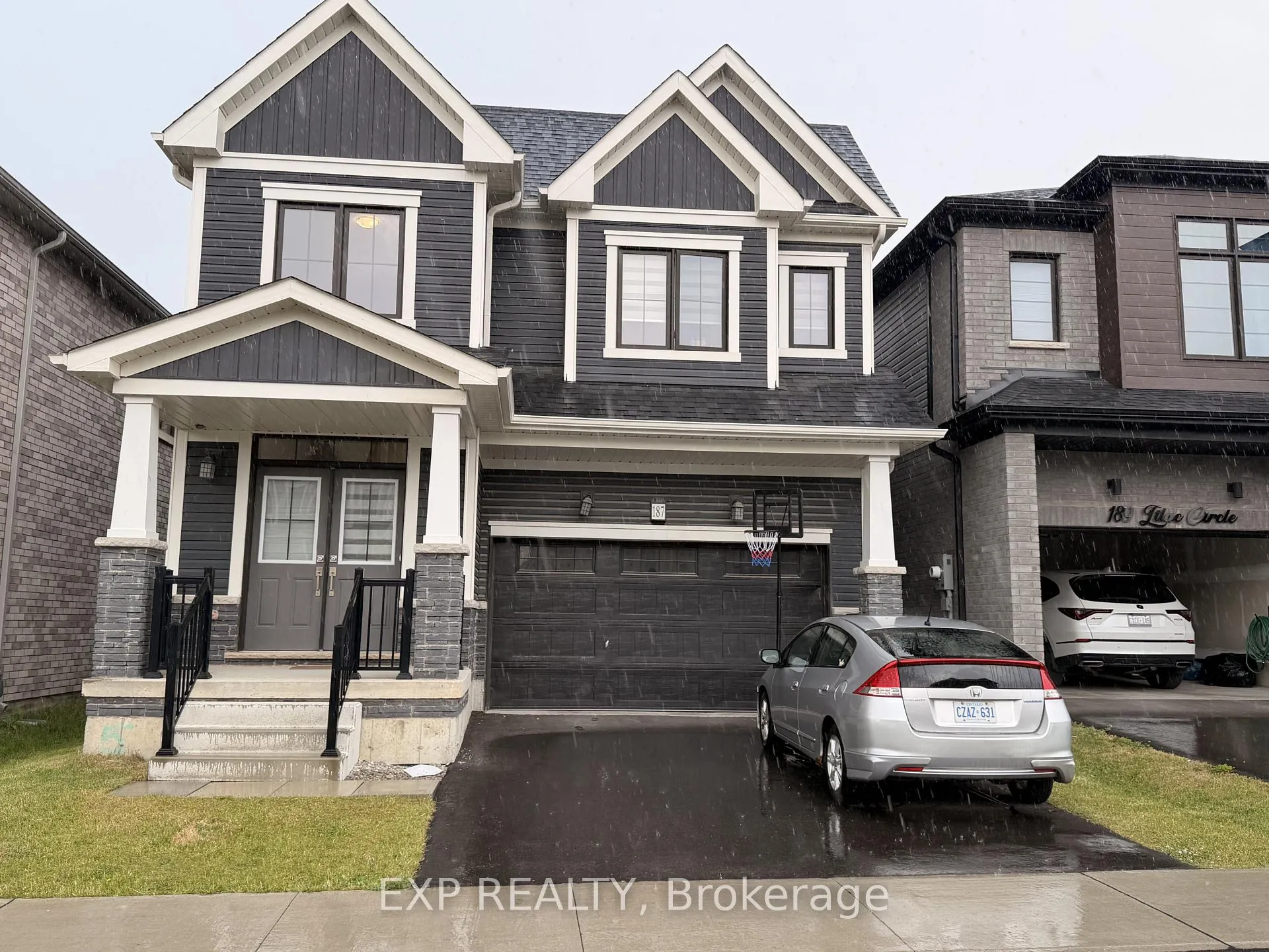Photo 5 of 187 Lilac Circle, Haldimand — HOMEH