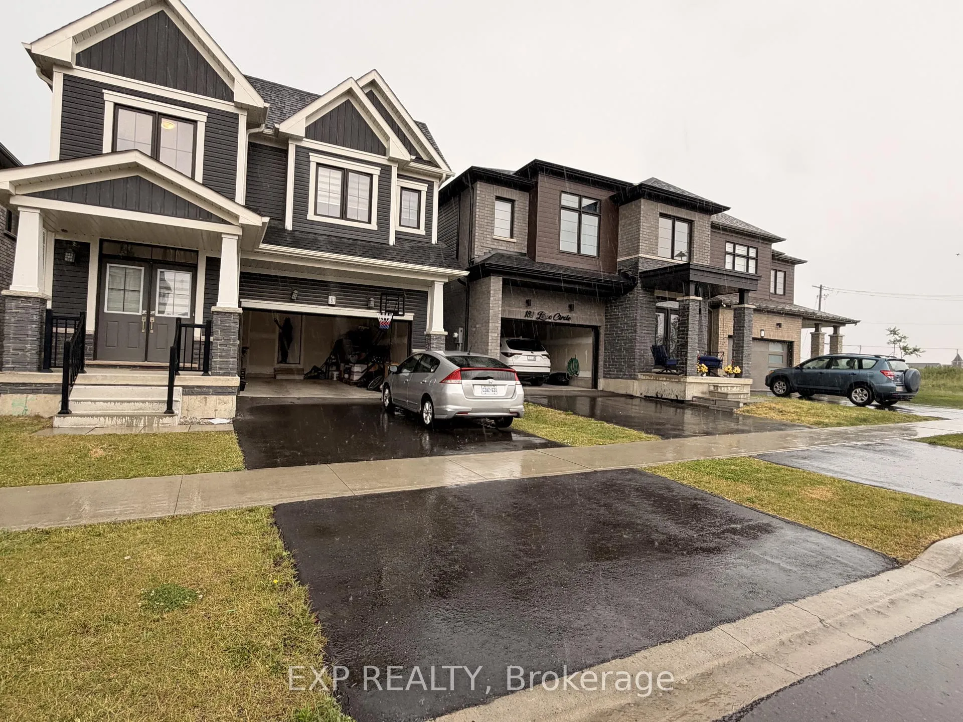Photo 7 of 187 Lilac Circle, Haldimand — HOMEH