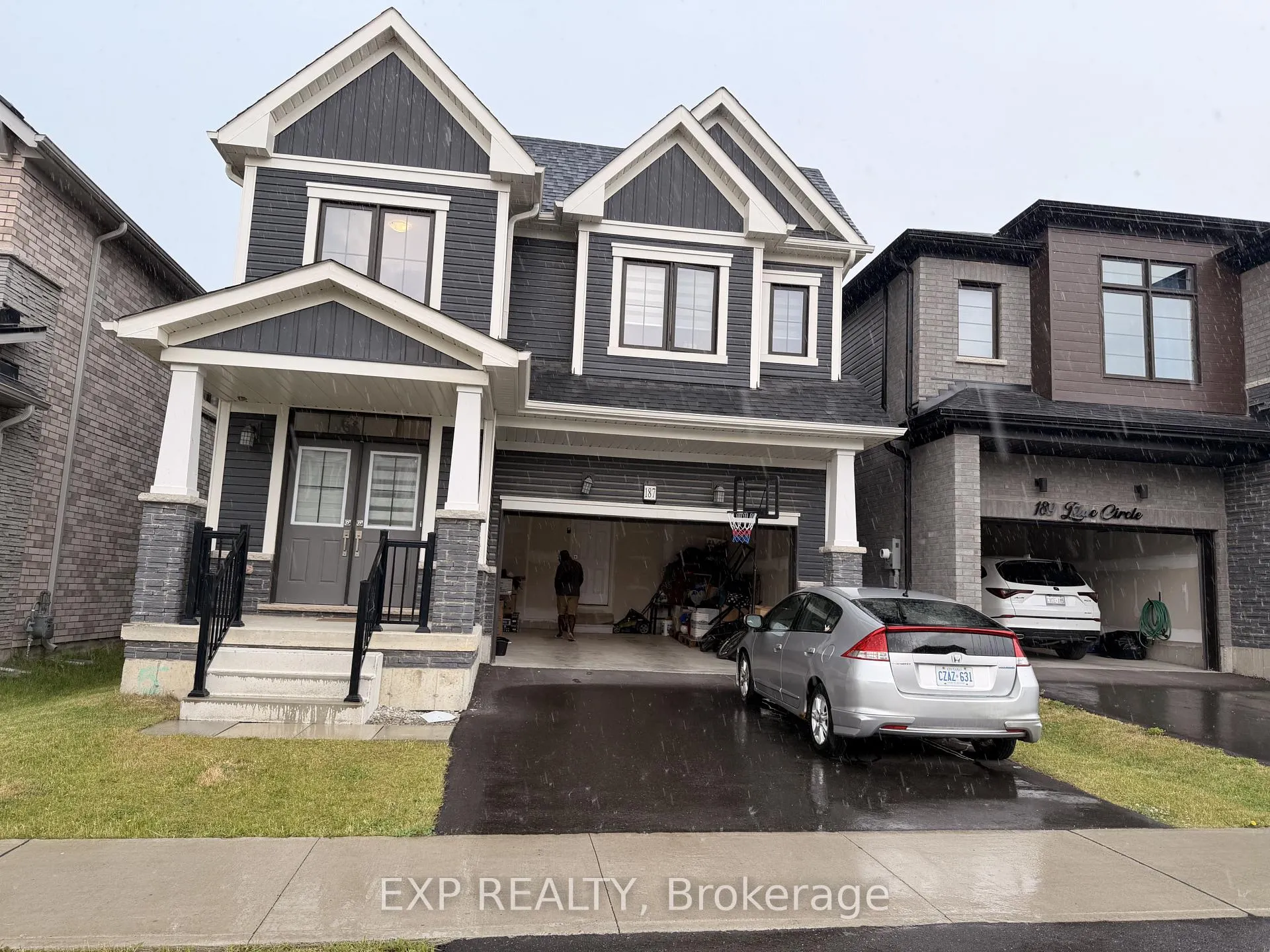Photo 8 of 187 Lilac Circle, Haldimand — HOMEH