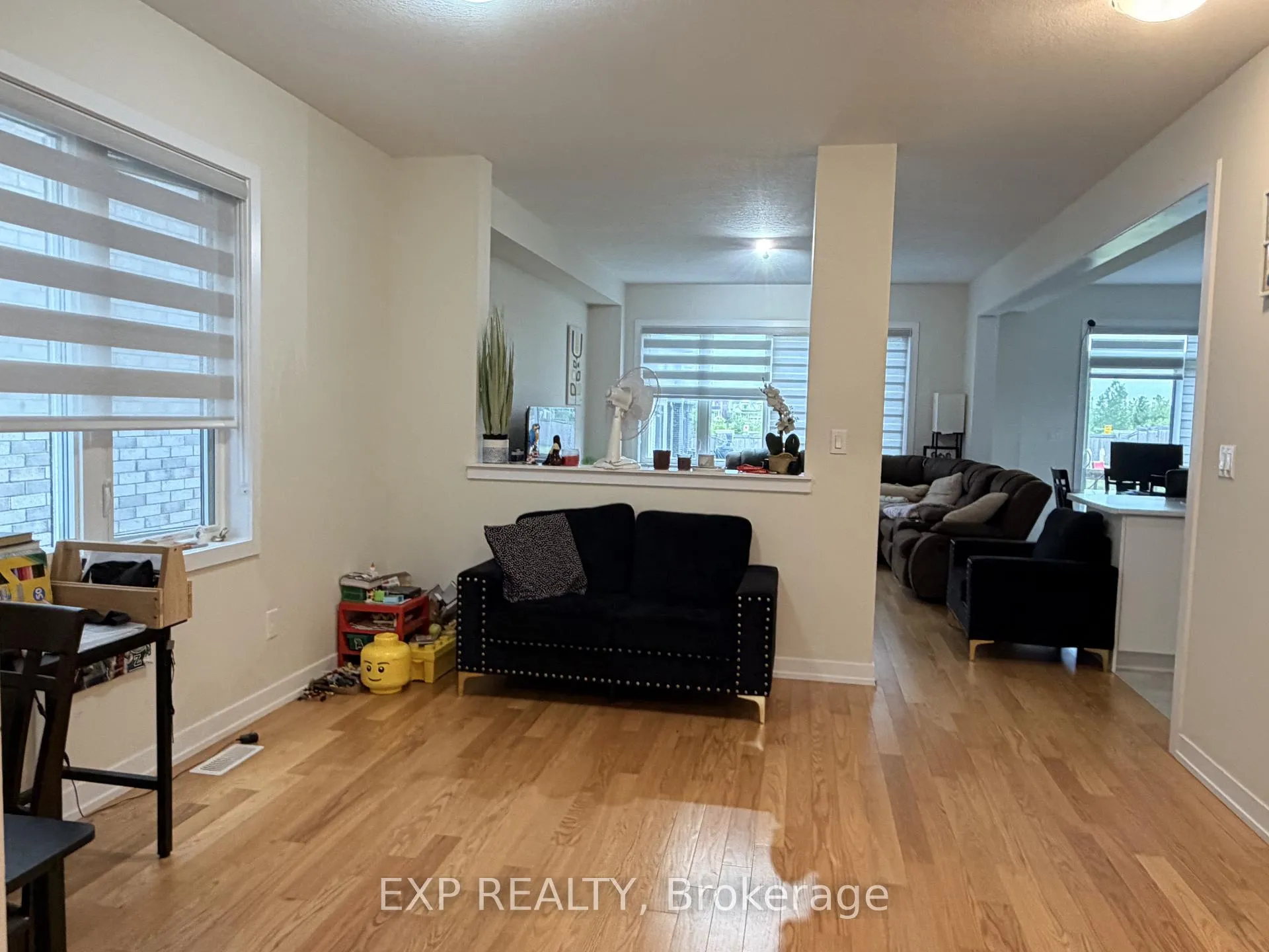 Photo 22 of 187 Lilac Circle, Haldimand — HOMEH