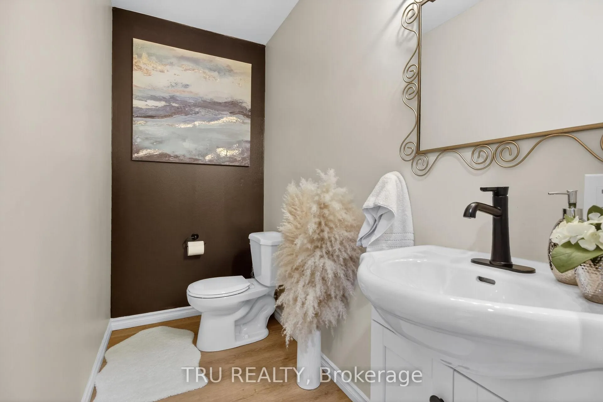 Photo 34 of 19 Todd Drive, Ottawa, Richmond — HOMEH