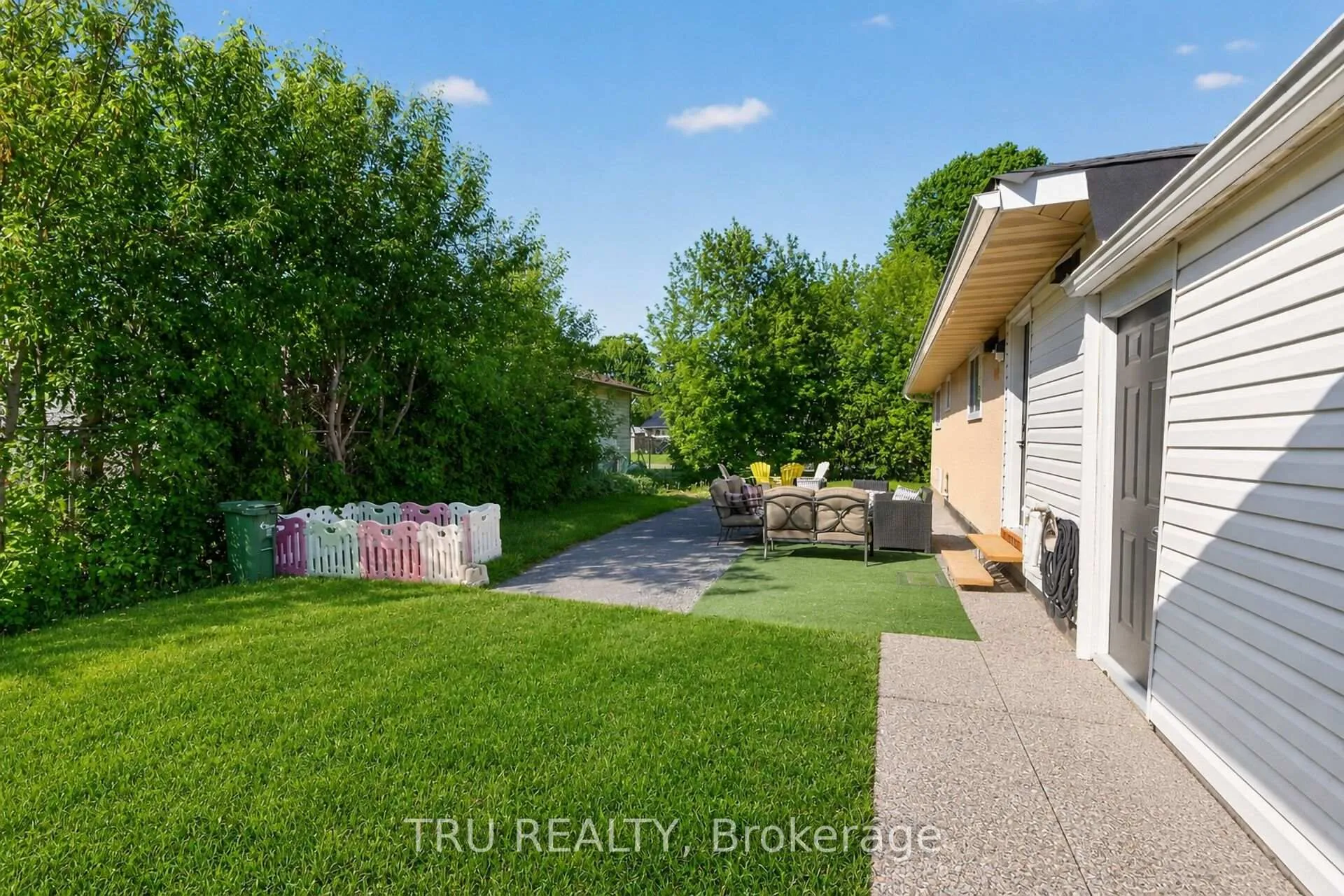 Photo 47 of 19 Todd Drive, Ottawa, Richmond — HOMEH