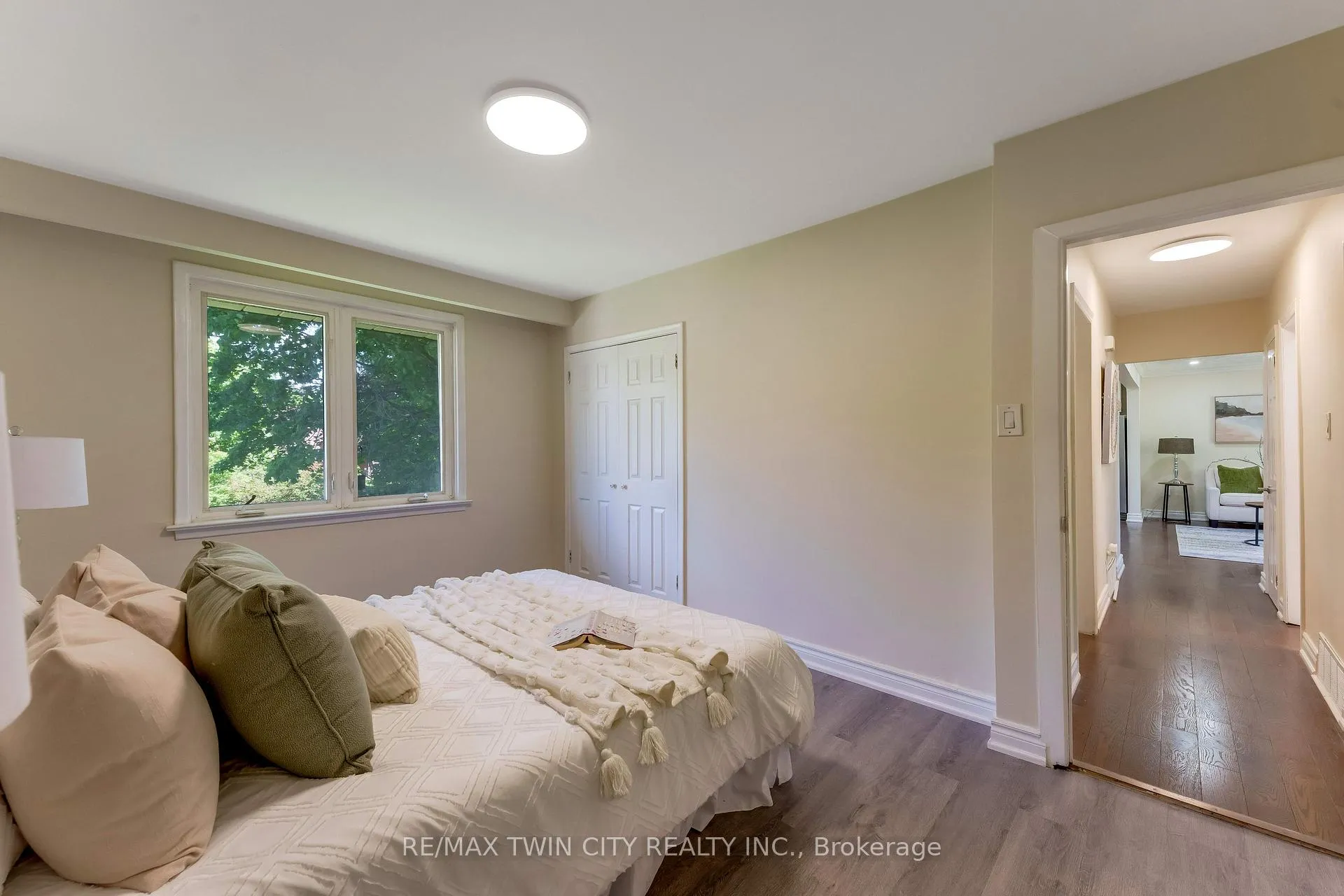 Photo 23 of 88 Dumbarton Street, Guelph, Riverside Park — HOMEH