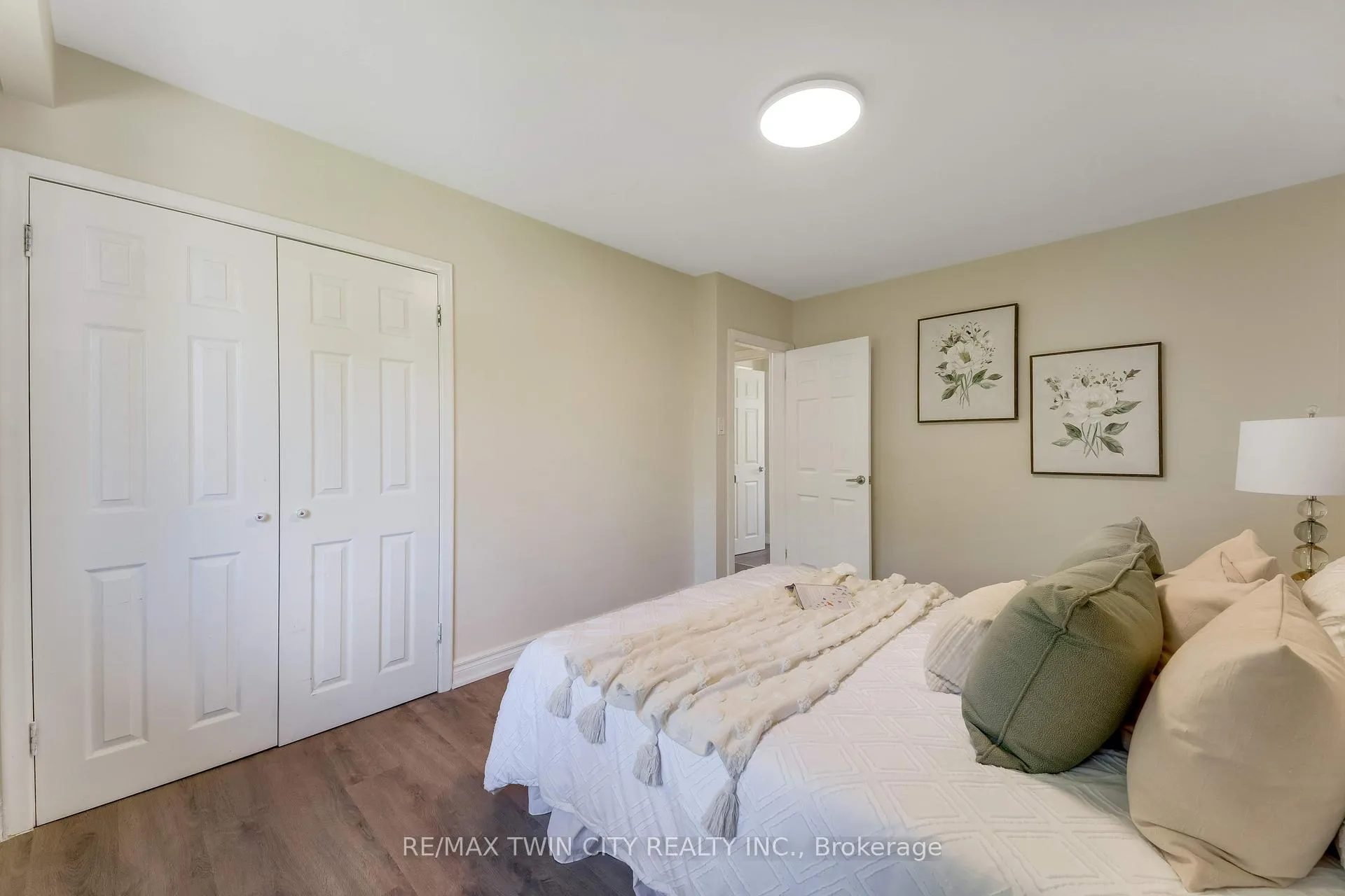 Photo 25 of 88 Dumbarton Street, Guelph, Riverside Park — HOMEH
