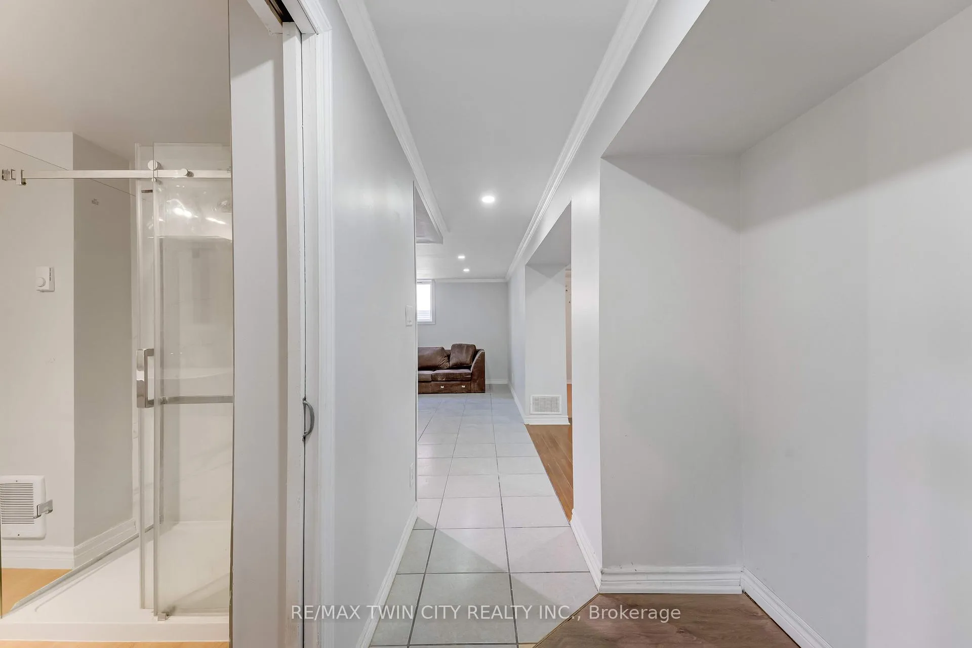 Photo 33 of 88 Dumbarton Street, Guelph, Riverside Park — HOMEH