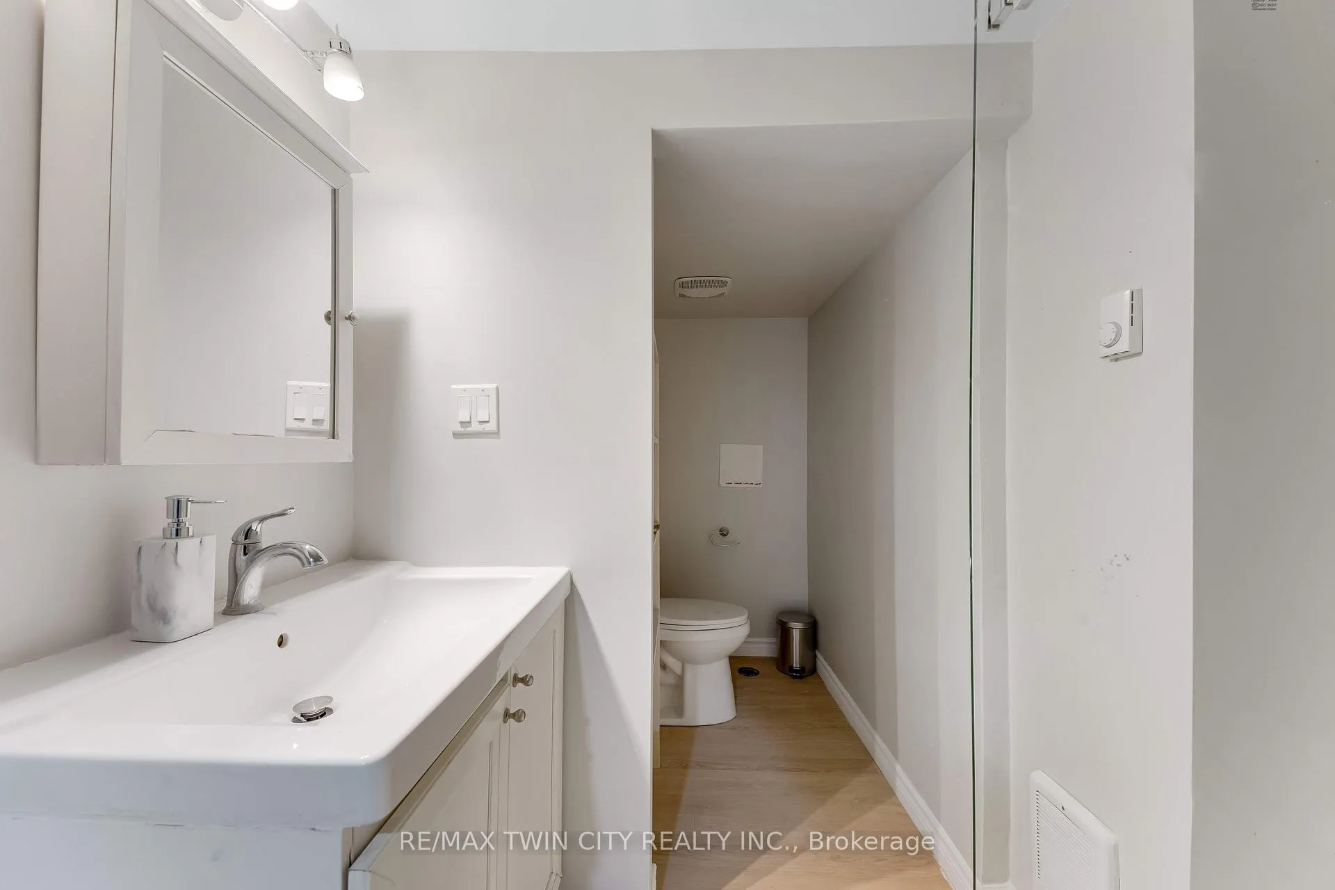 Photo 34 of 88 Dumbarton Street, Guelph, Riverside Park — HOMEH
