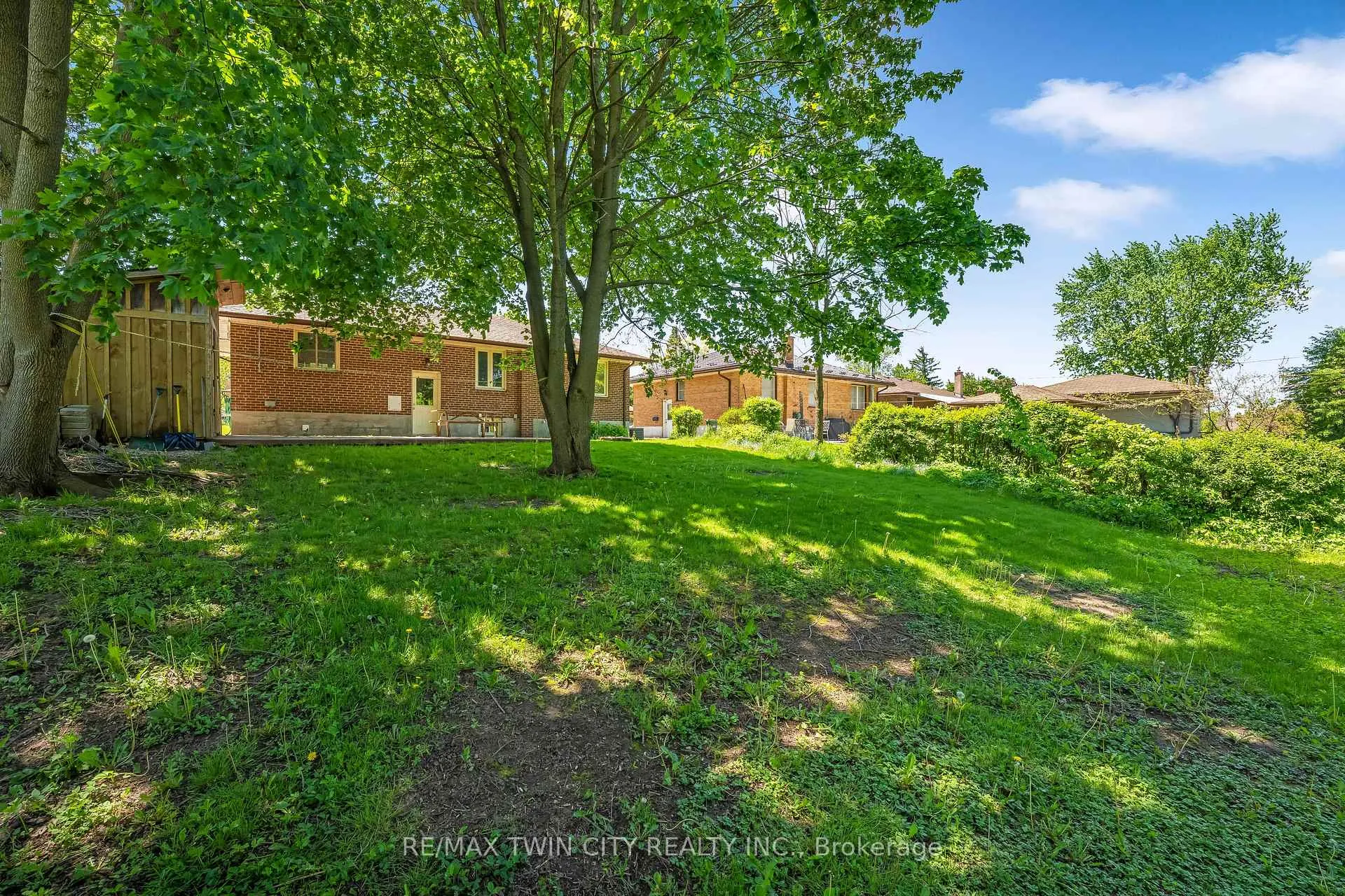 Photo 46 of 88 Dumbarton Street, Guelph, Riverside Park — HOMEH
