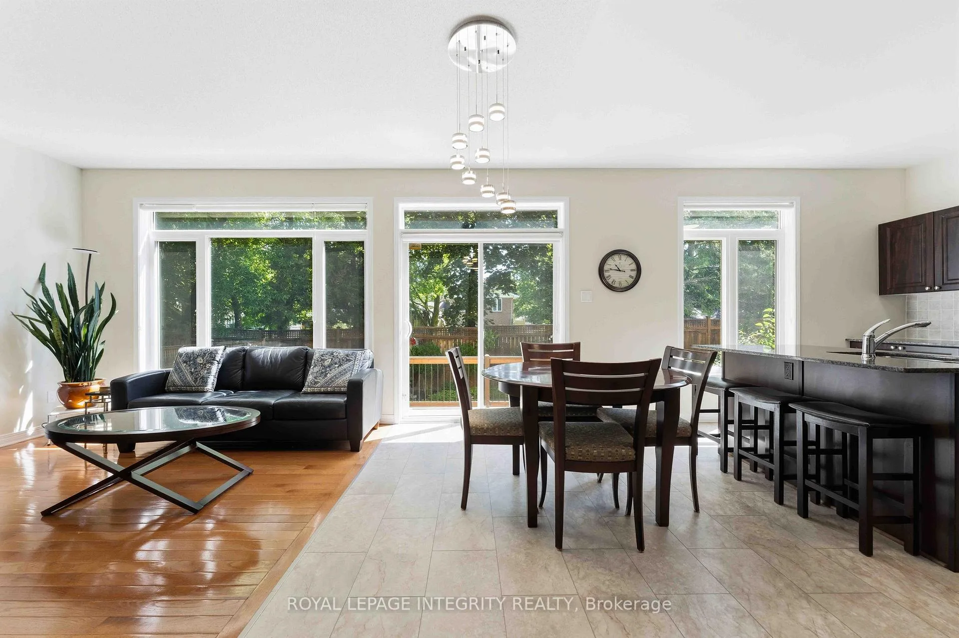 Photo 9 of 347 Antigonish Avenue, Ottawa, Springridge/East Village — HOMEH