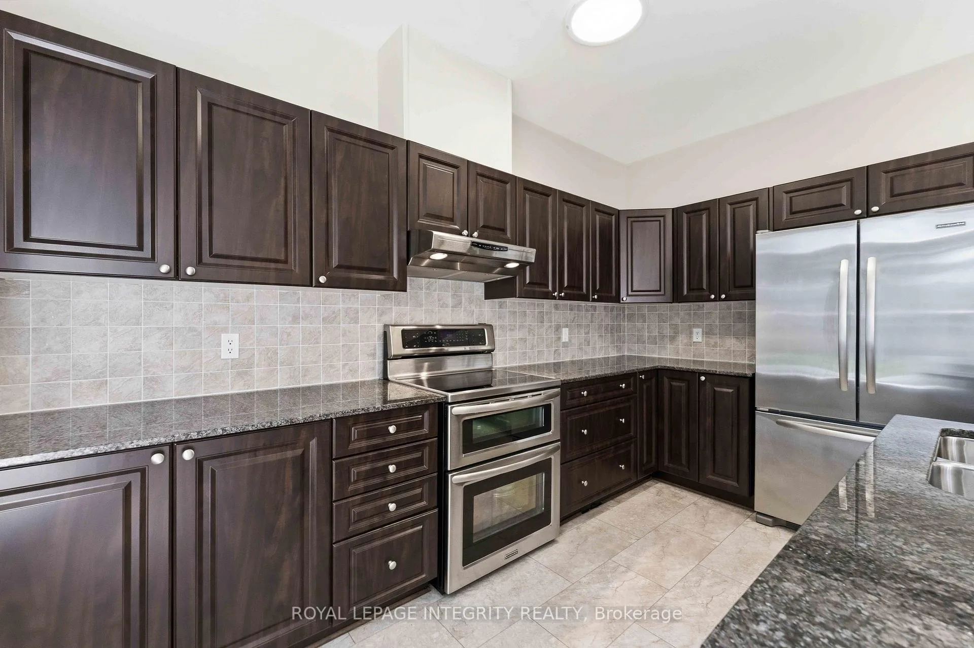 Photo 17 of 347 Antigonish Avenue, Ottawa, Springridge/East Village — HOMEH