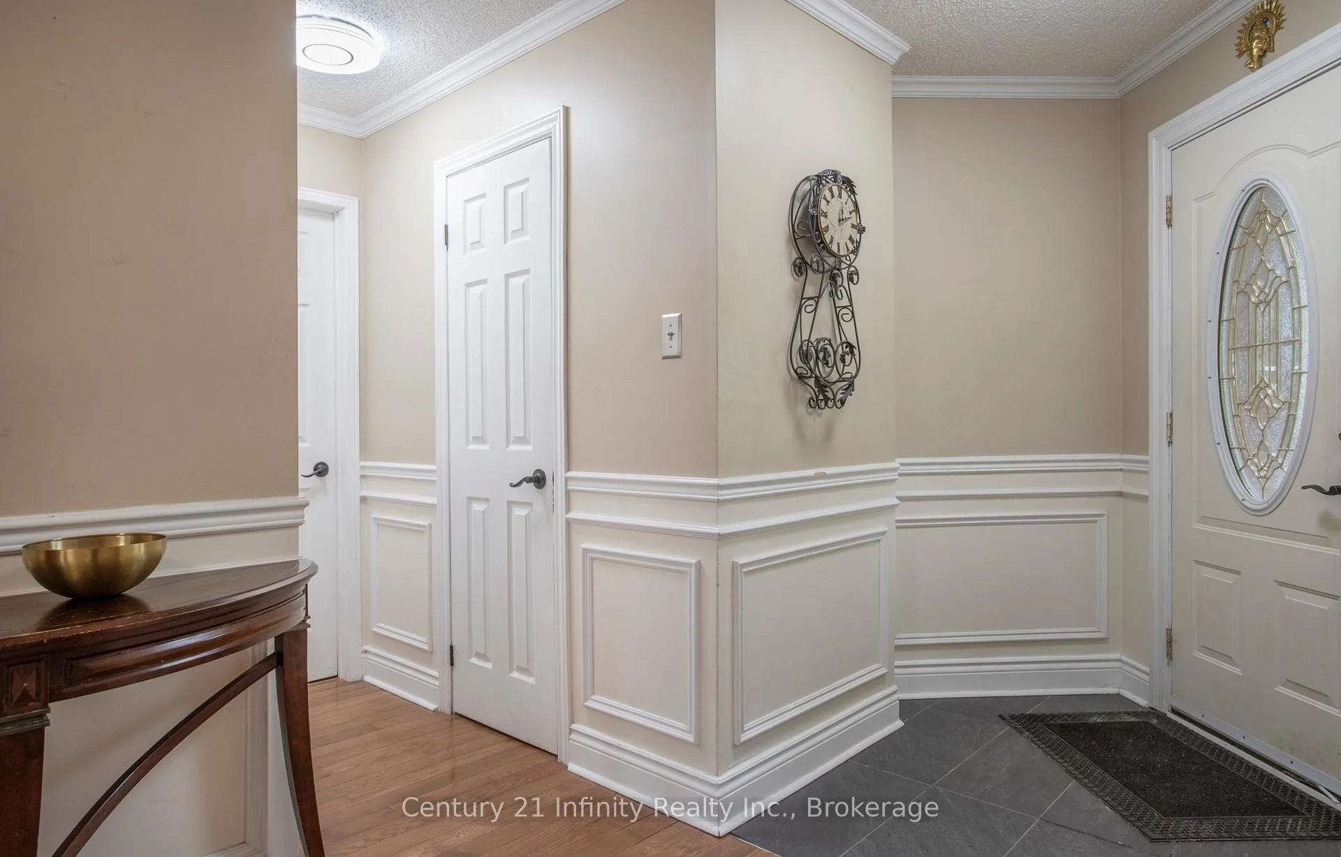 Photo 3 of 1144 Thimbleberry Circle, Oshawa, Eastdale — HOMEH