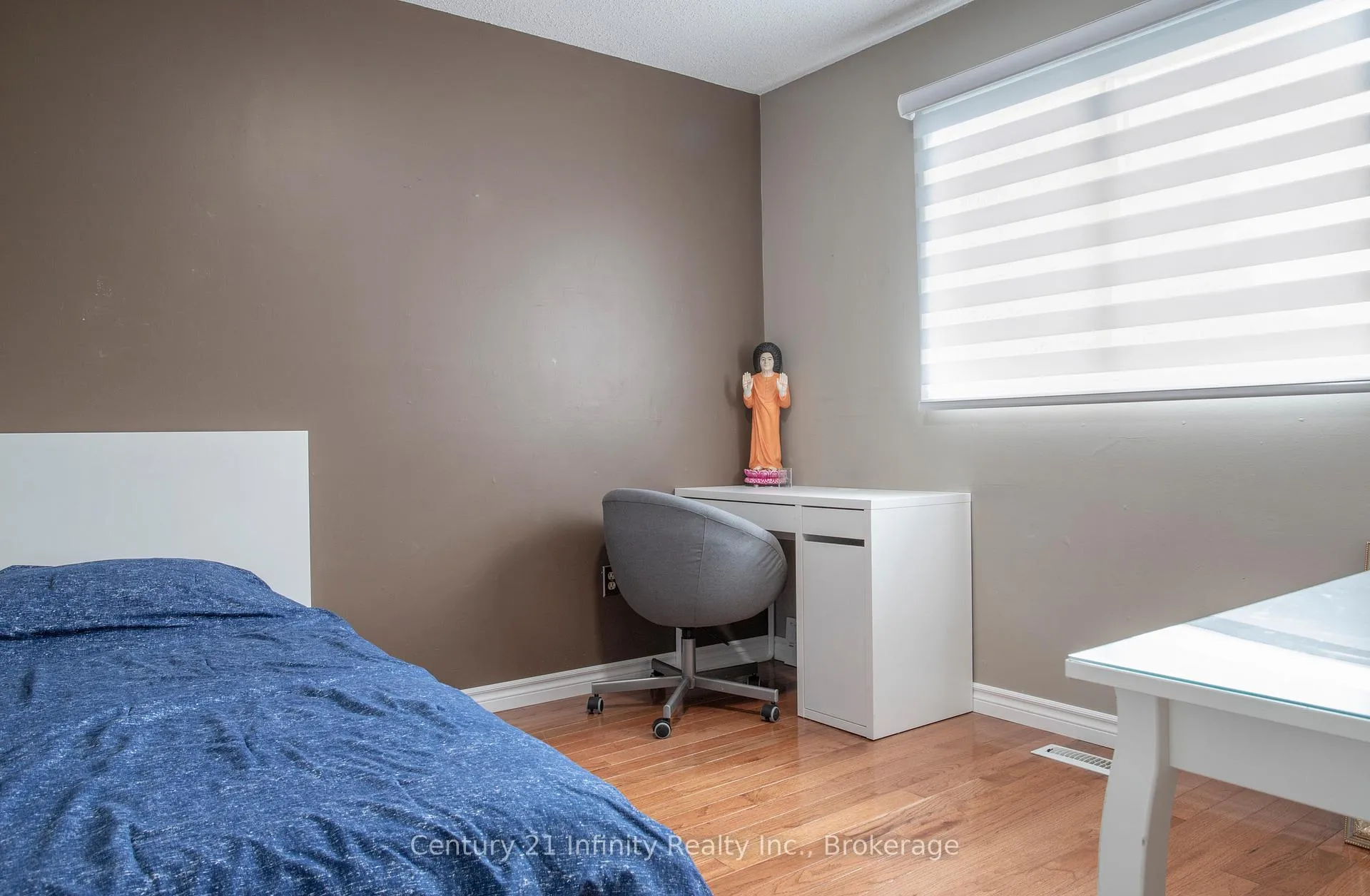 Photo 17 of 1144 Thimbleberry Circle, Oshawa, Eastdale — HOMEH