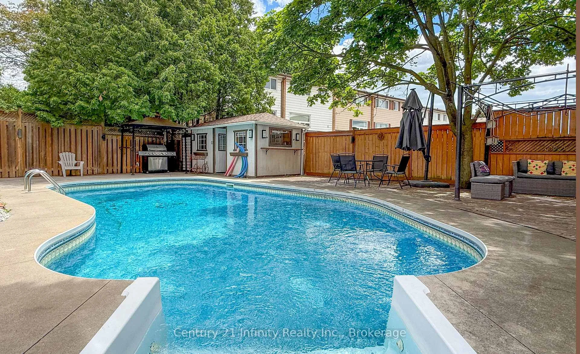 Photo 26 of 1144 Thimbleberry Circle, Oshawa, Eastdale — HOMEH