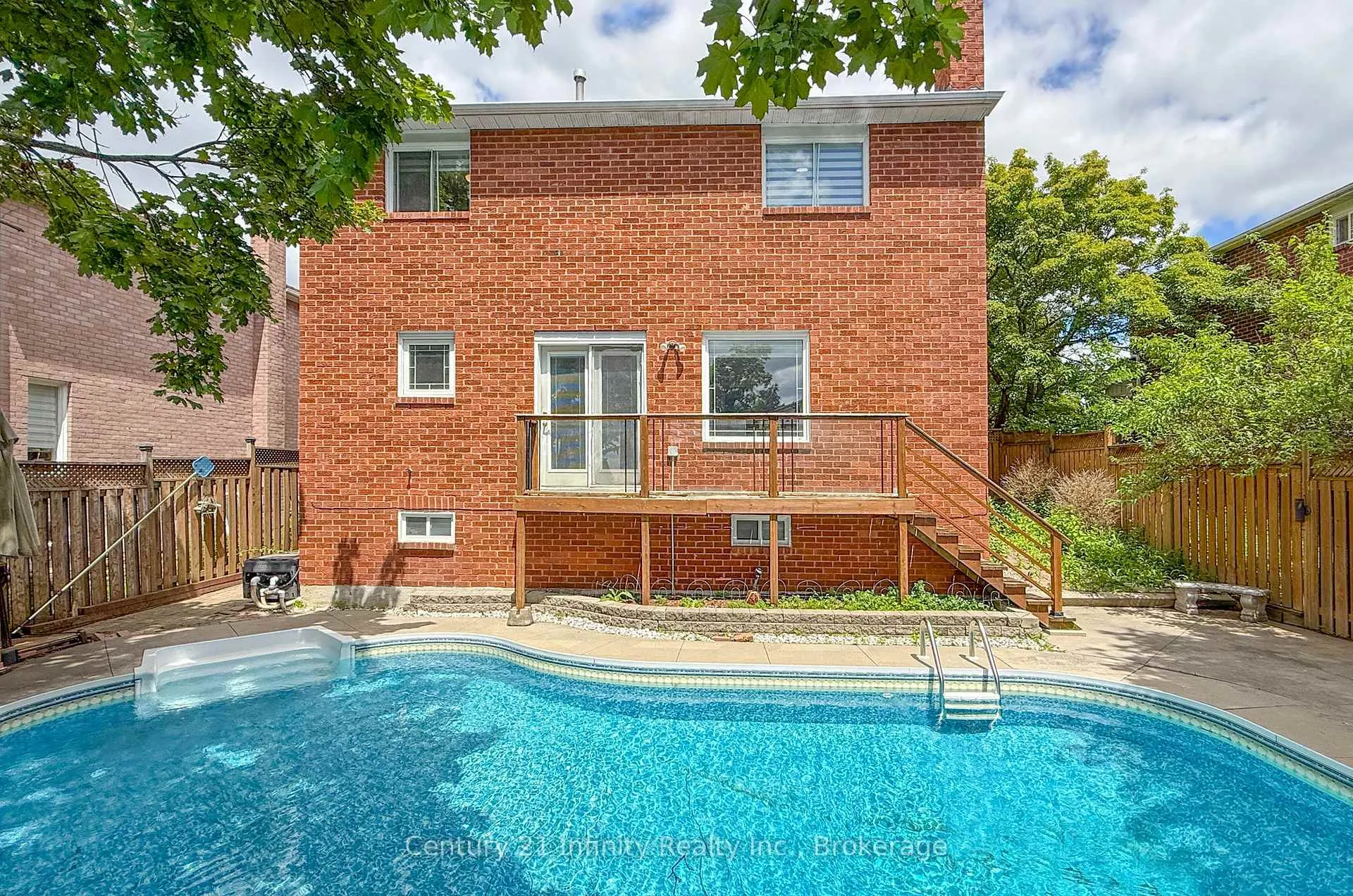 Photo 27 of 1144 Thimbleberry Circle, Oshawa, Eastdale — HOMEH