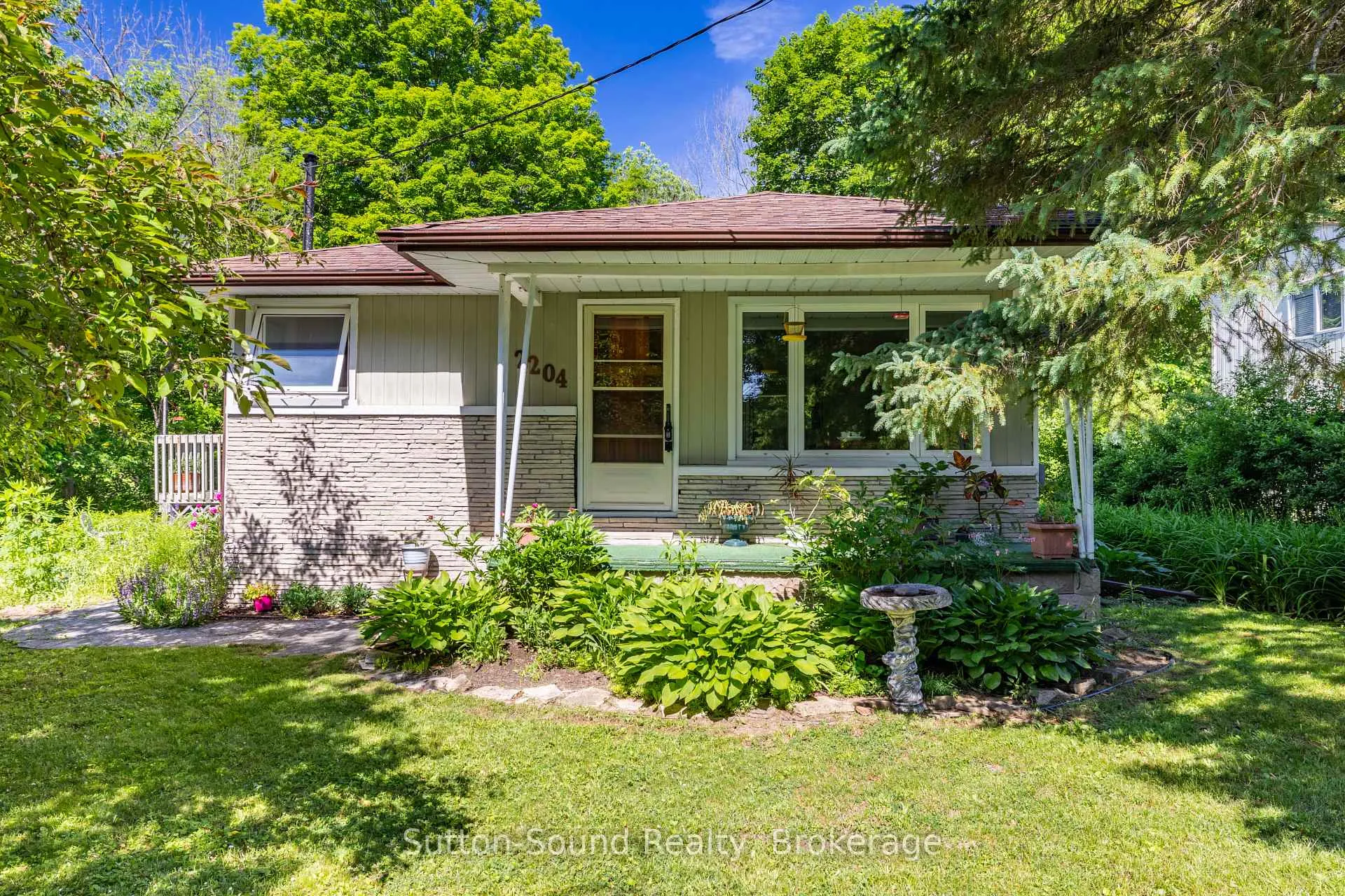 Front of 2204 7th Avenue W